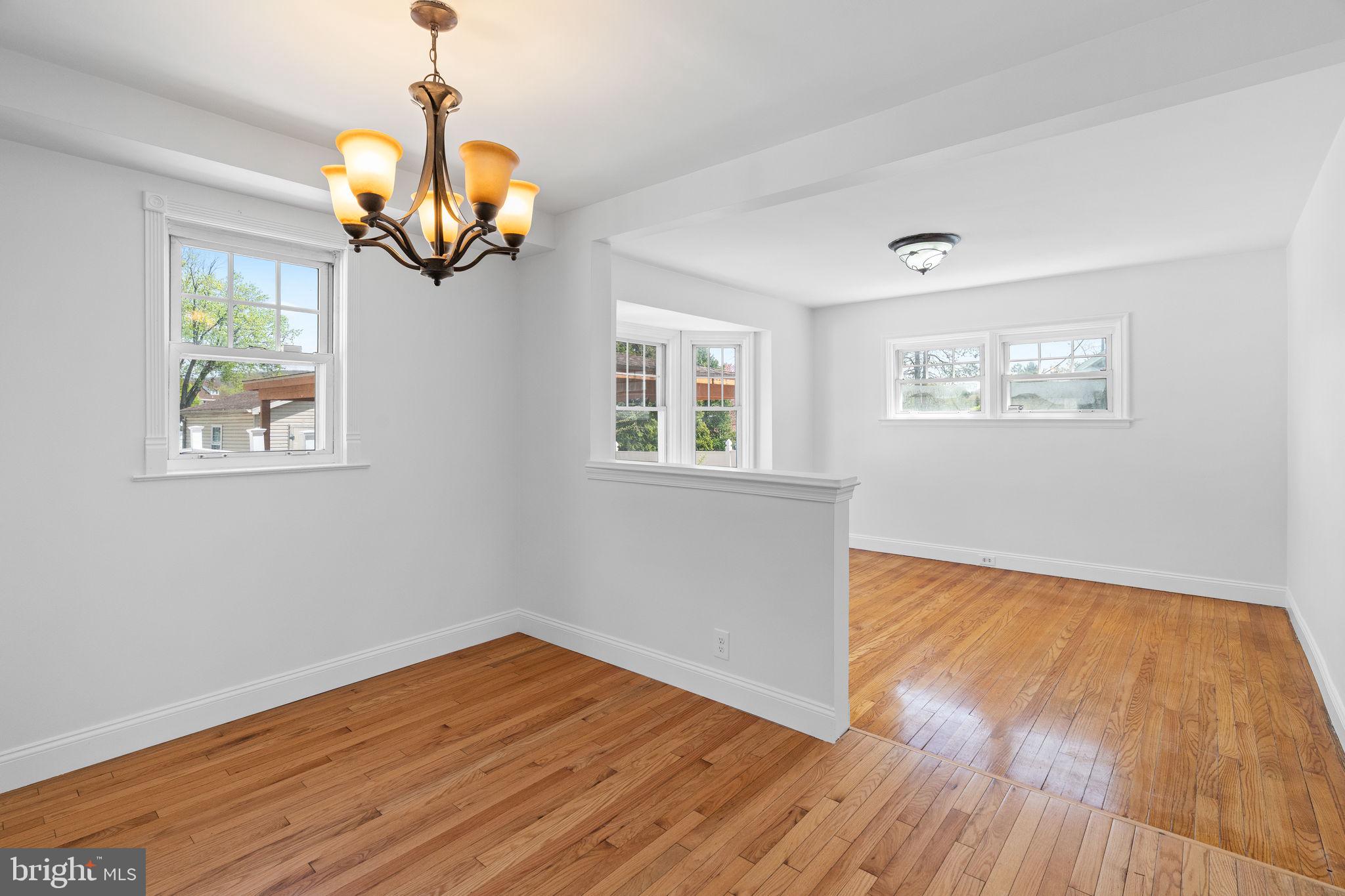 BROOKFIELD MANOR - Residential