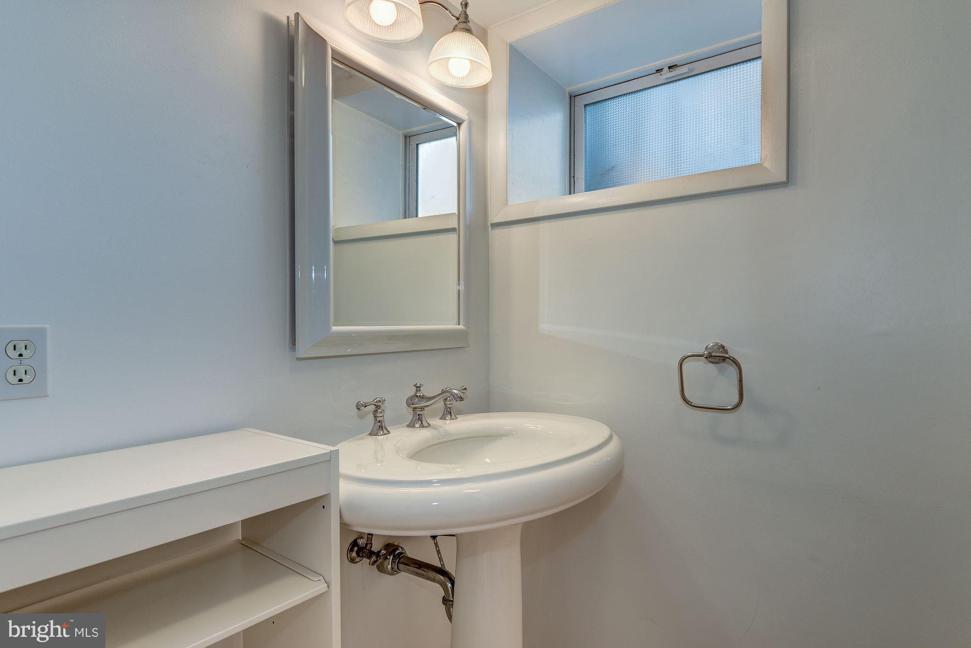 BRADDOCK HEIGHTS - Residential