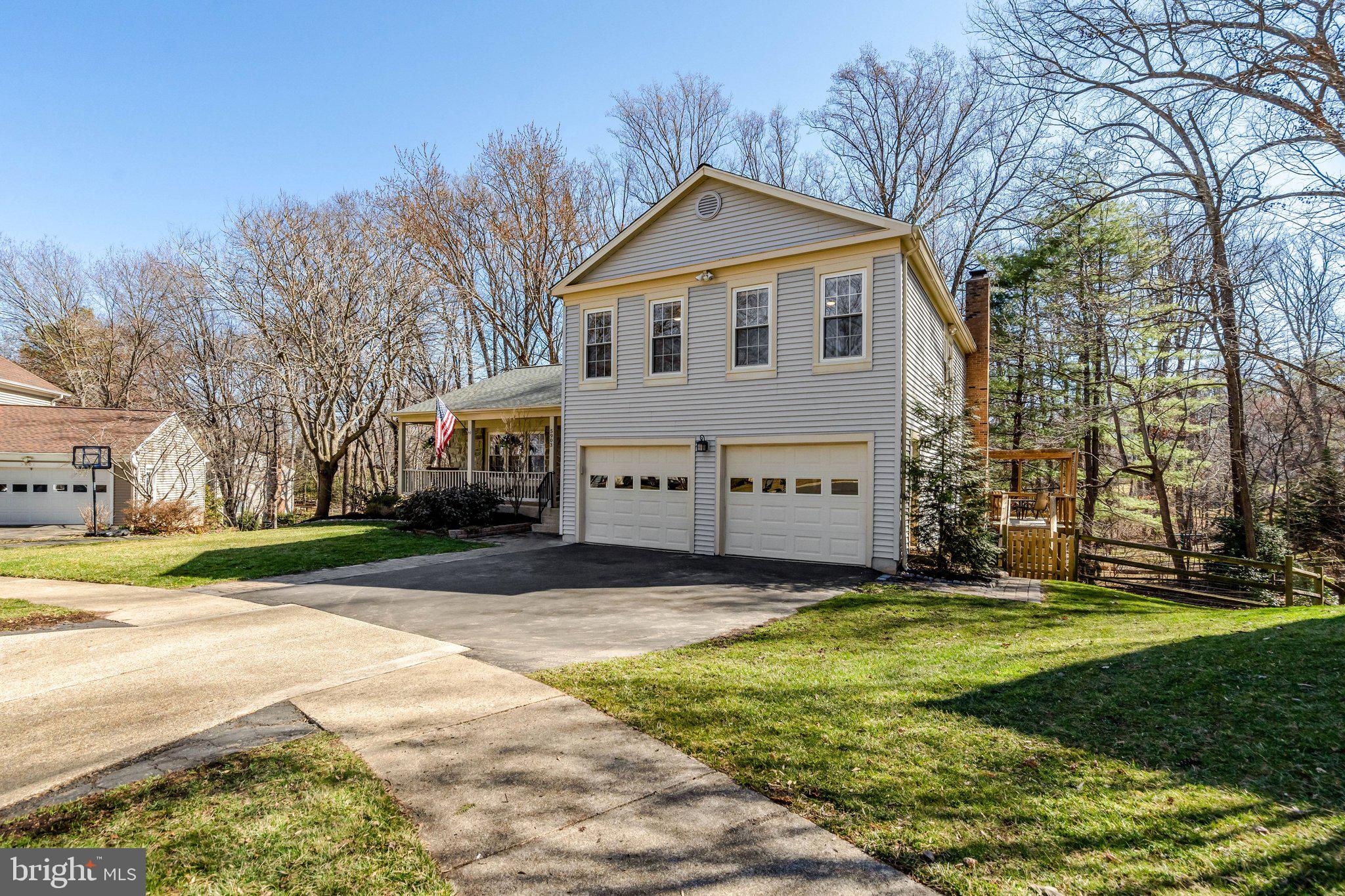 5903 FULTONS LANDING COURT