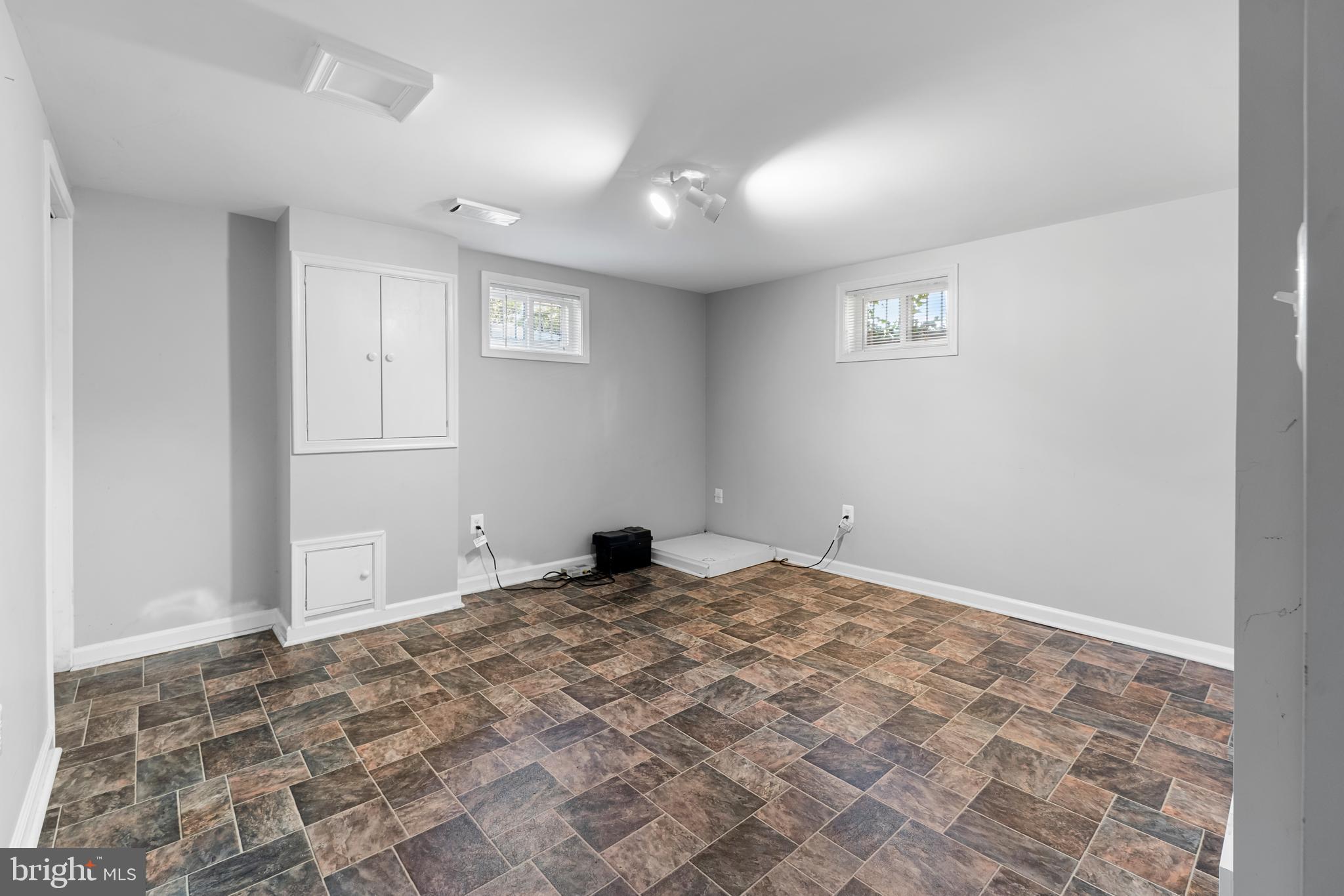 MILLER ESTATES - Residential