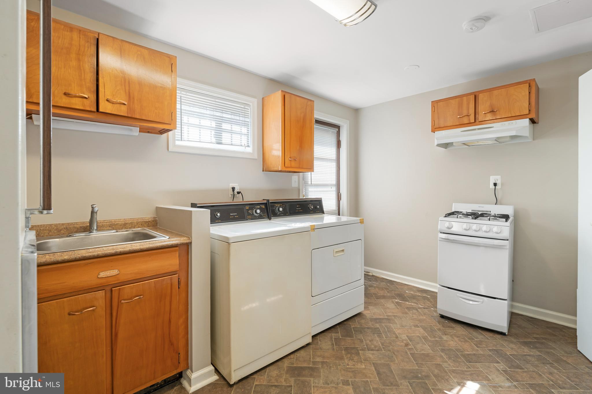 MILLER ESTATES - Residential