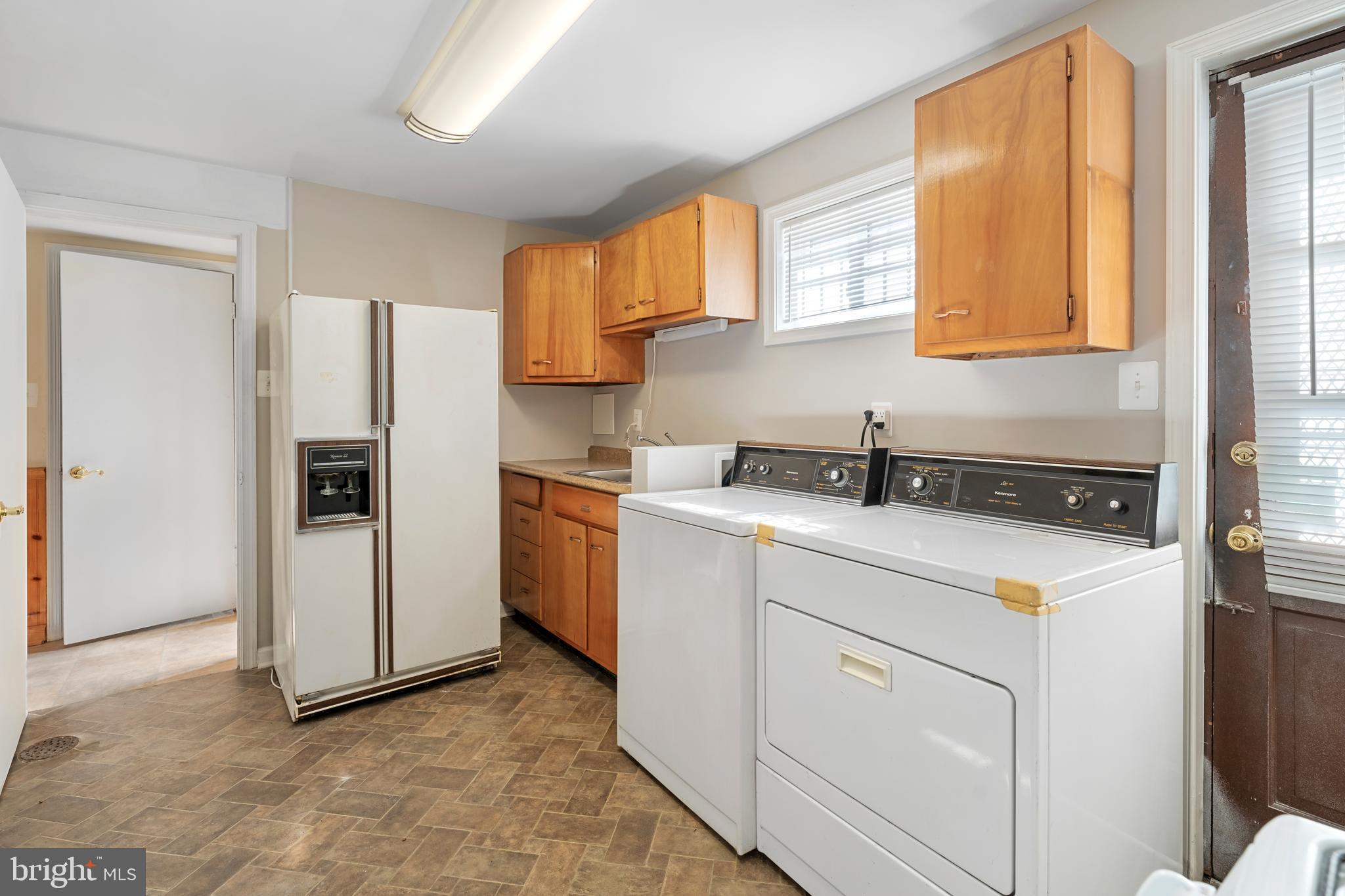 MILLER ESTATES - Residential