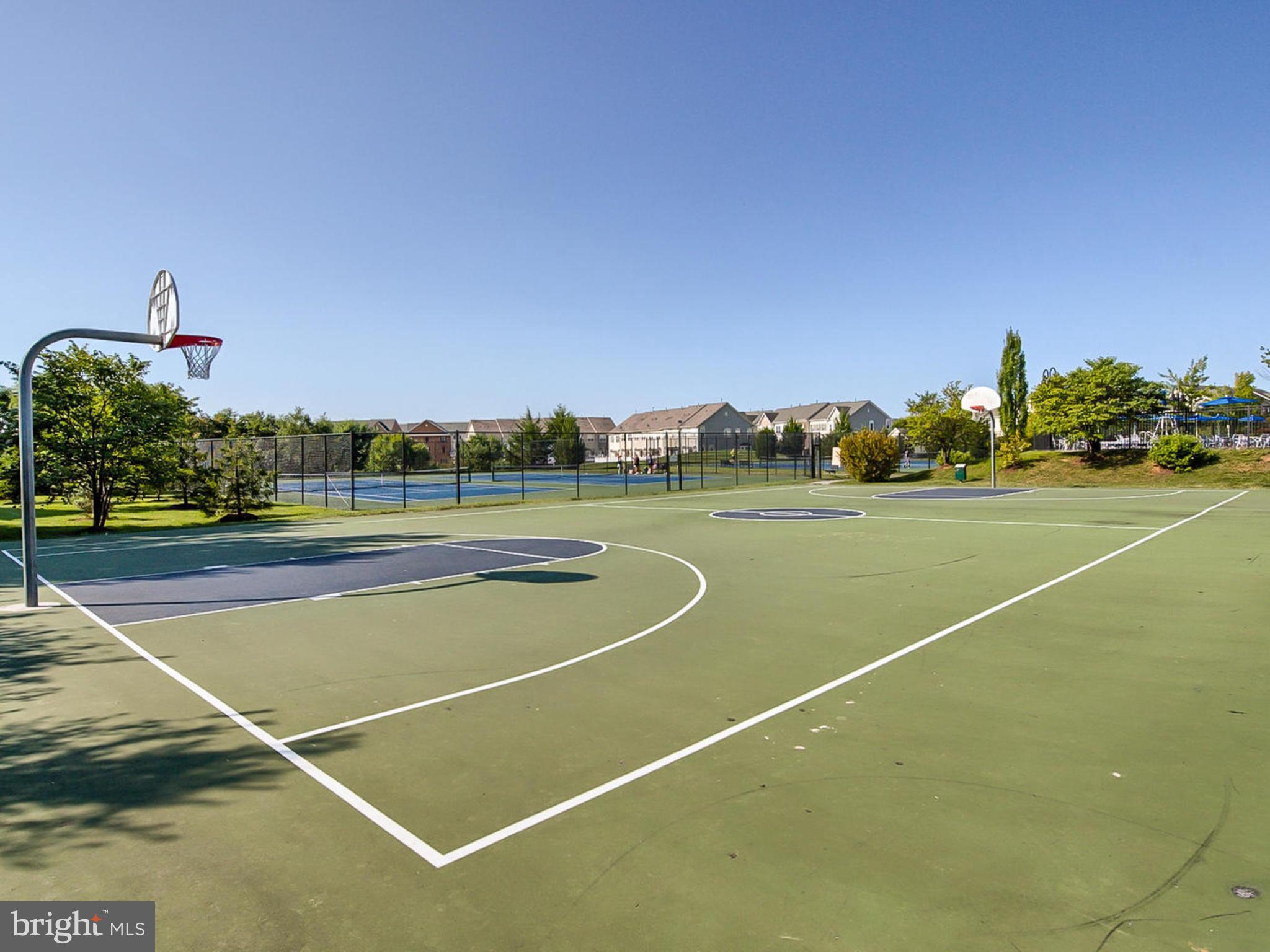 VILLAGES OF URBANA - Residential