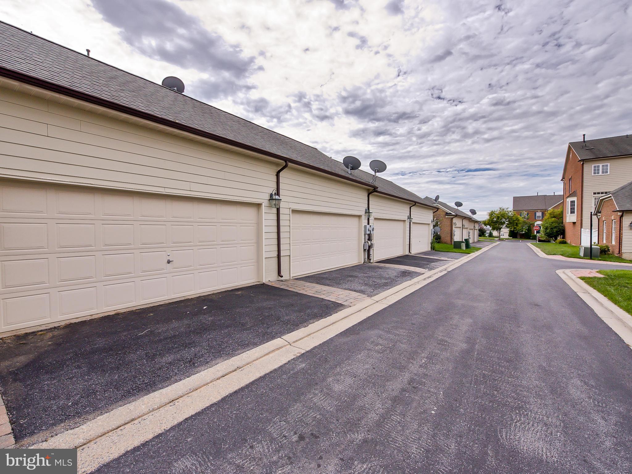 VILLAGES OF URBANA - Residential