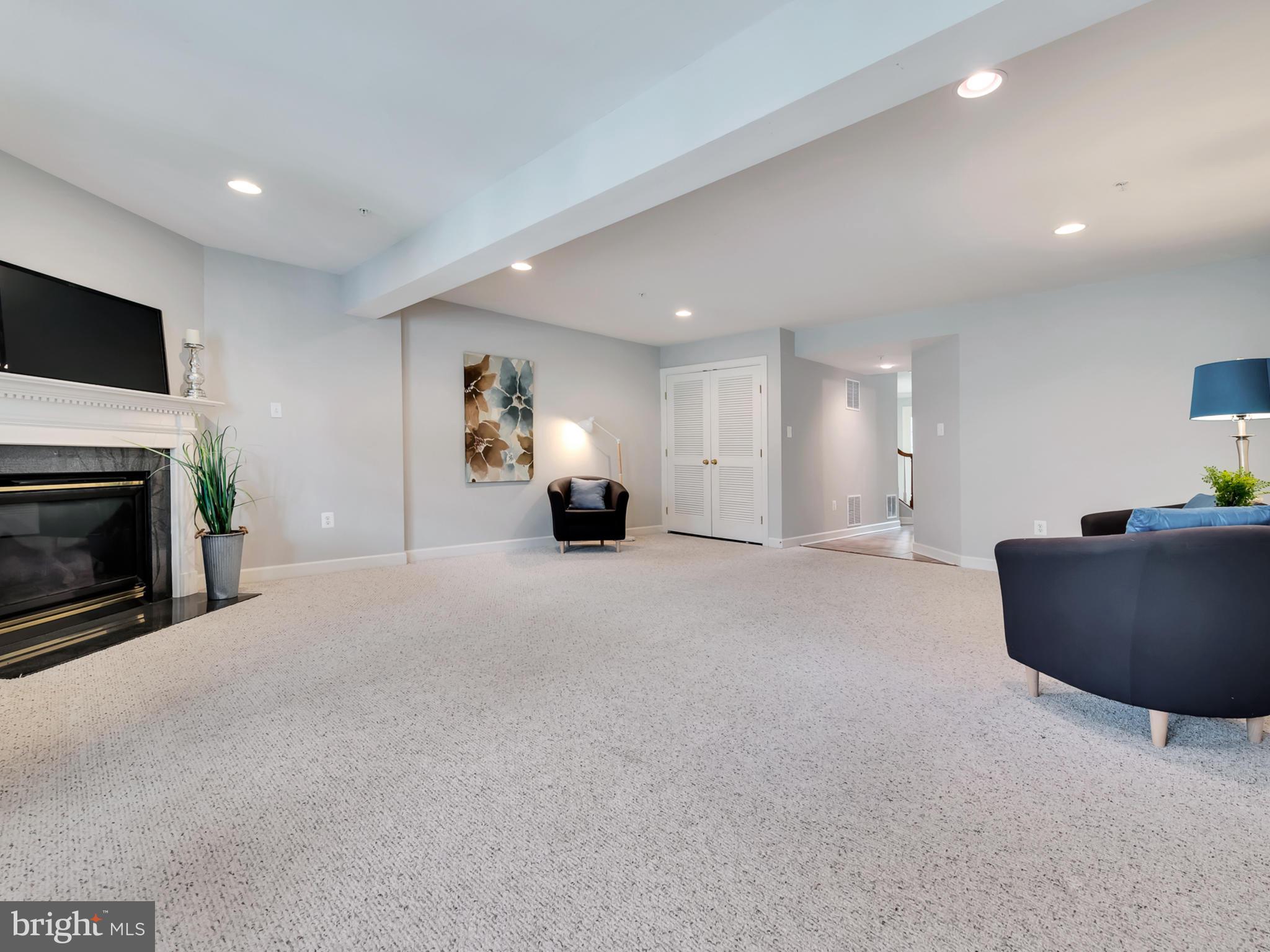 VILLAGES OF URBANA - Residential