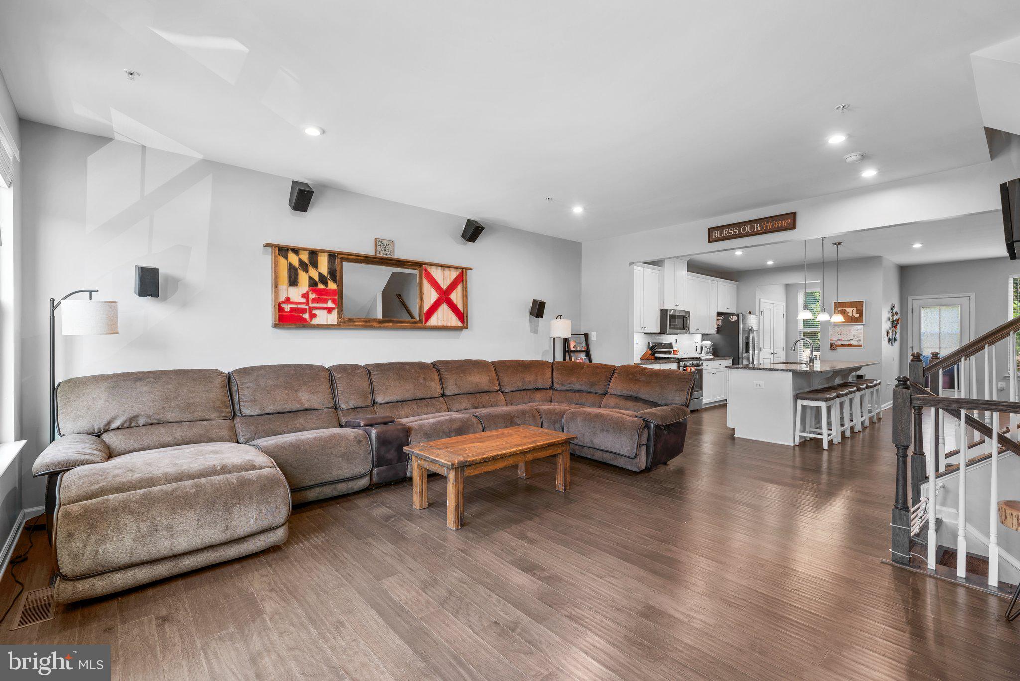 POND VIEW - Residential