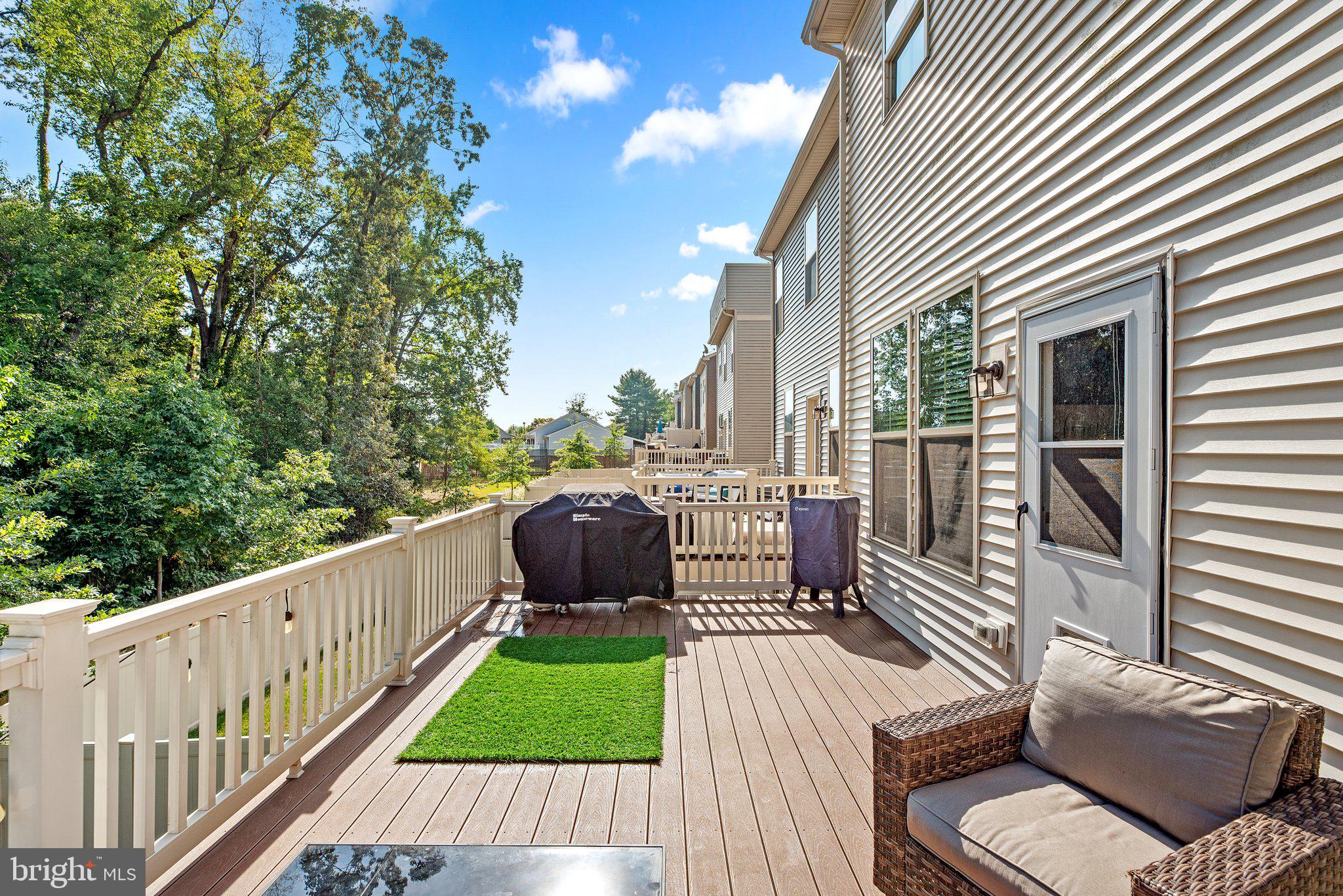 POND VIEW - Residential