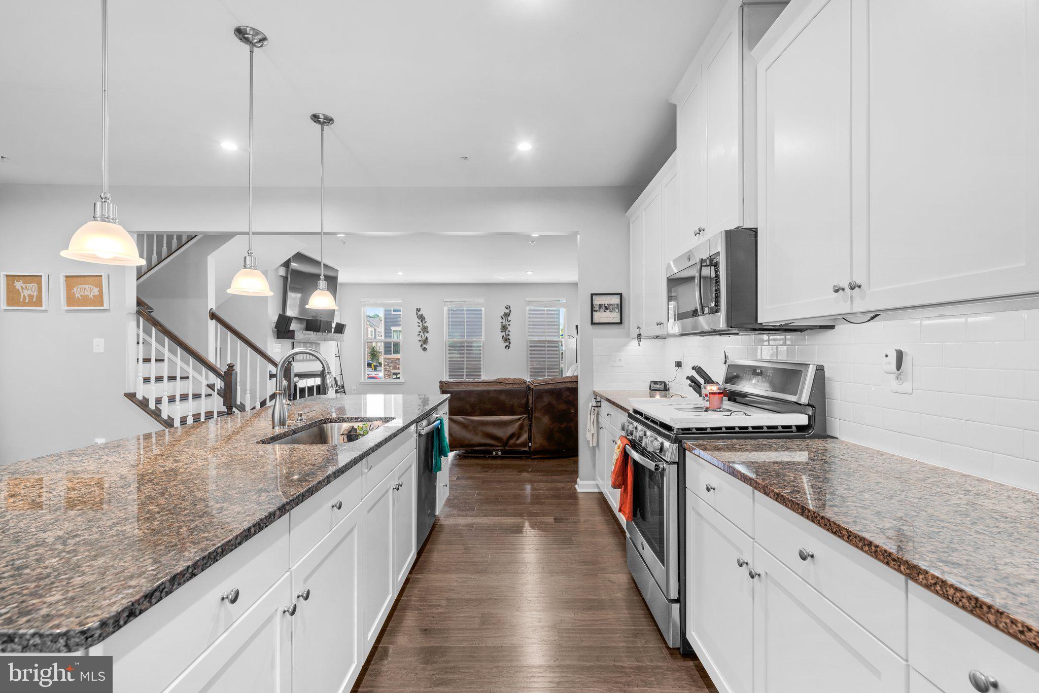 POND VIEW - Residential