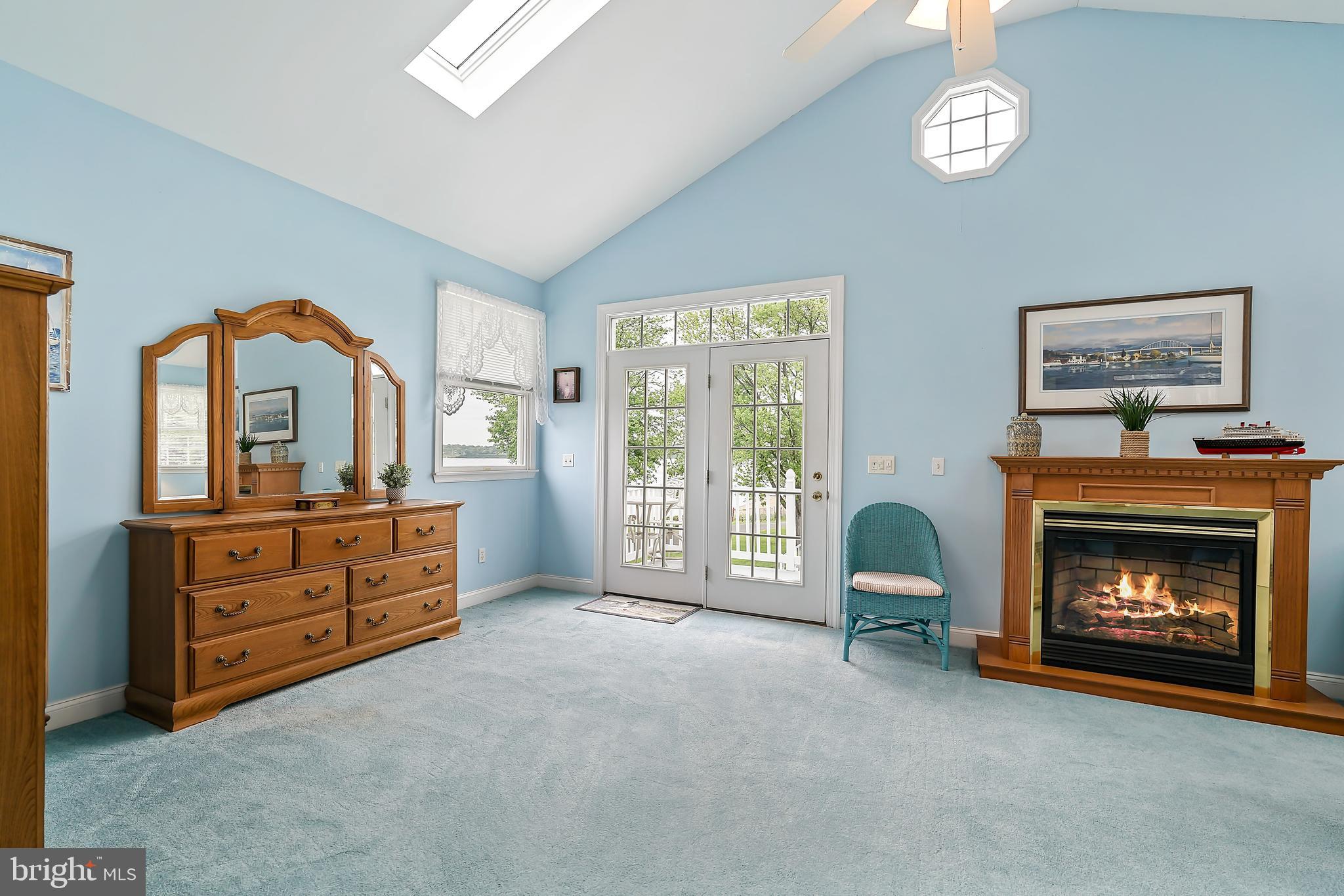 CRYSTAL BEACH - Residential