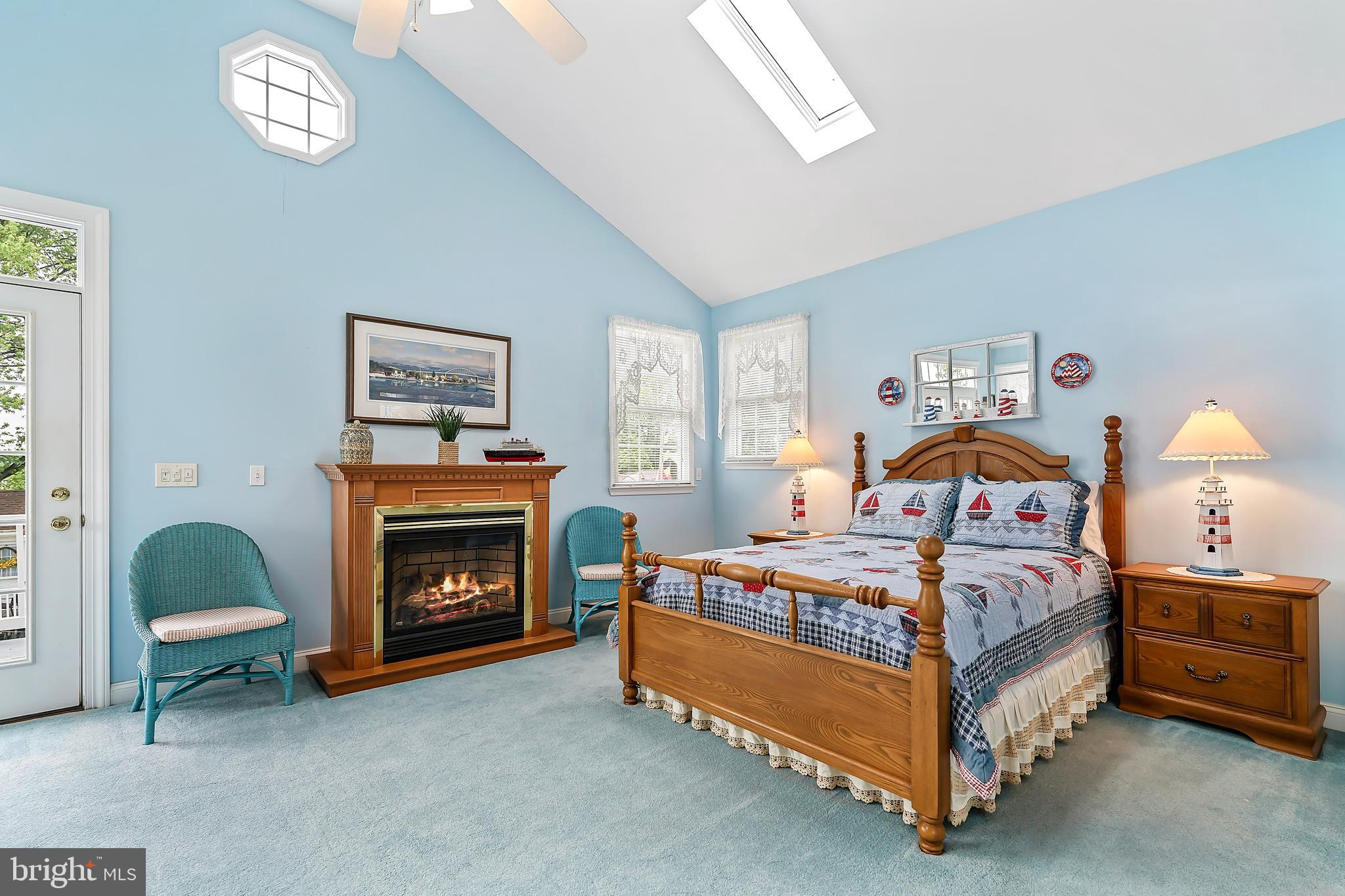 CRYSTAL BEACH - Residential