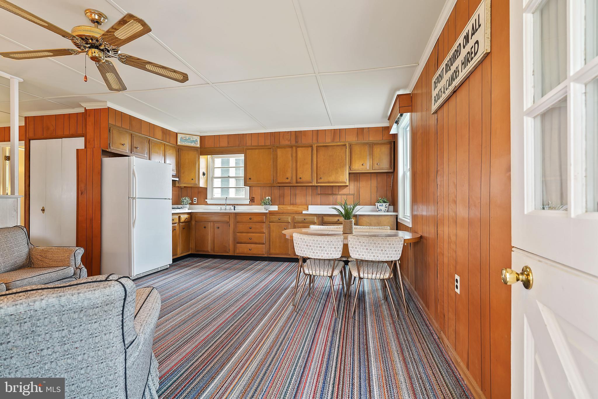 CRYSTAL BEACH - Residential