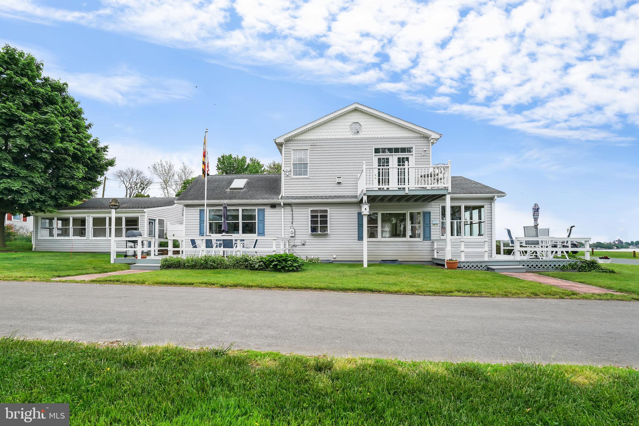 CRYSTAL BEACH - Residential