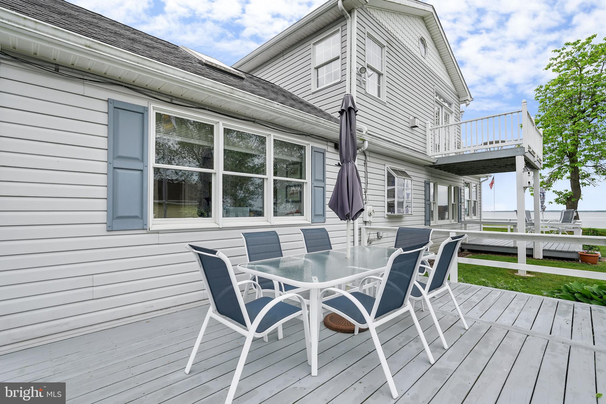 CRYSTAL BEACH - Residential