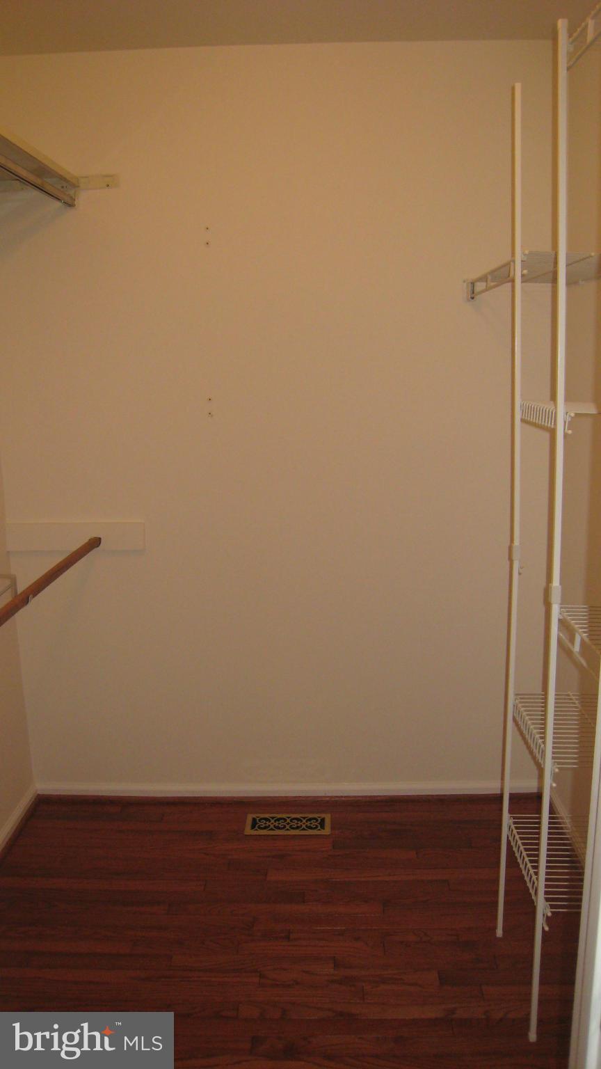 PROMONTORY OAKS - Residential Lease