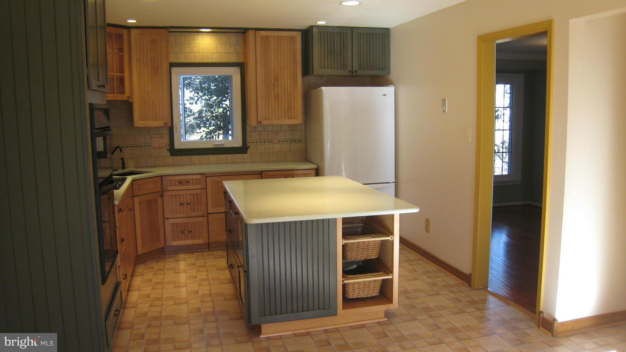 PROMONTORY OAKS - Residential Lease