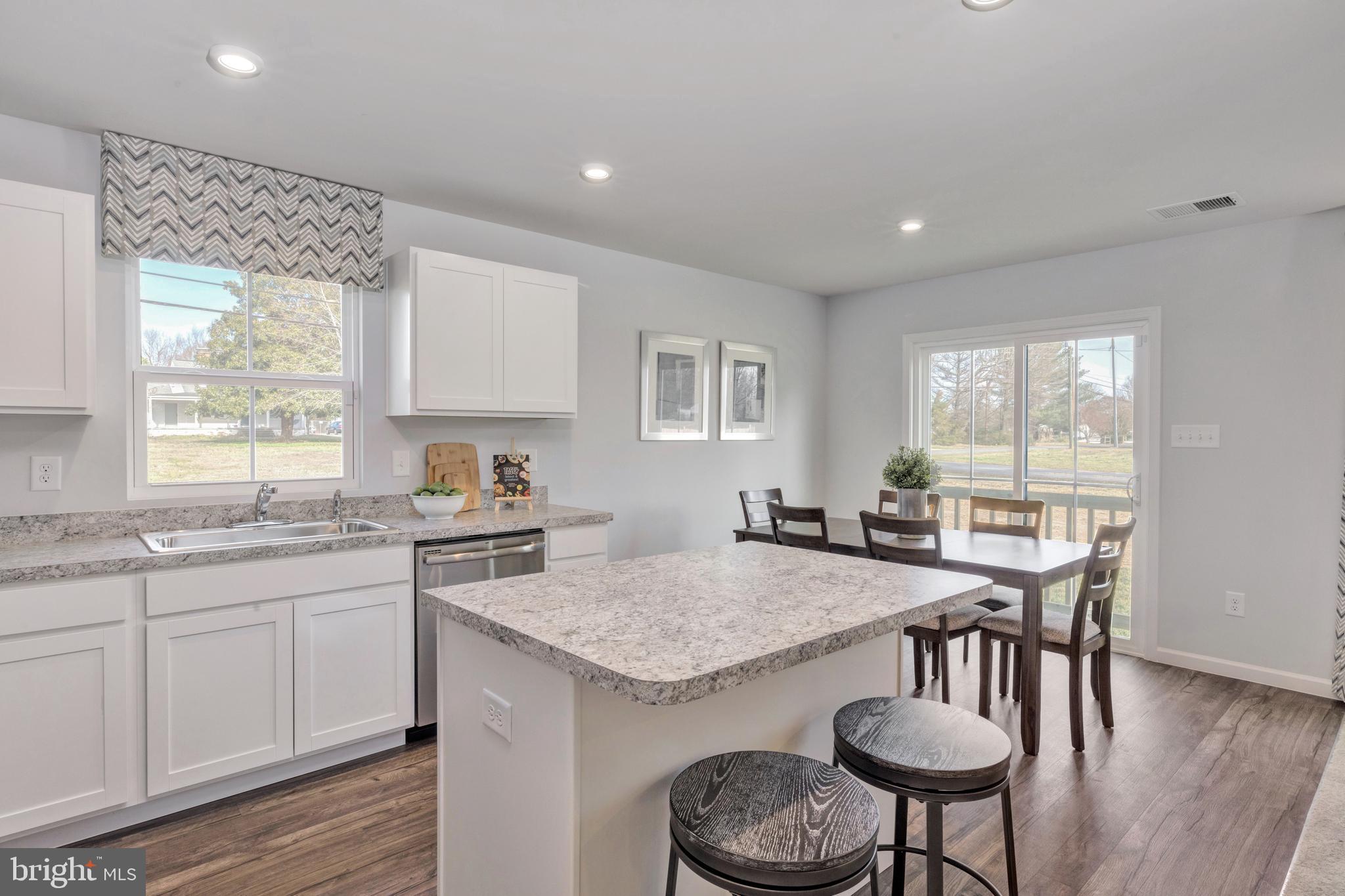 STONECREST - Residential