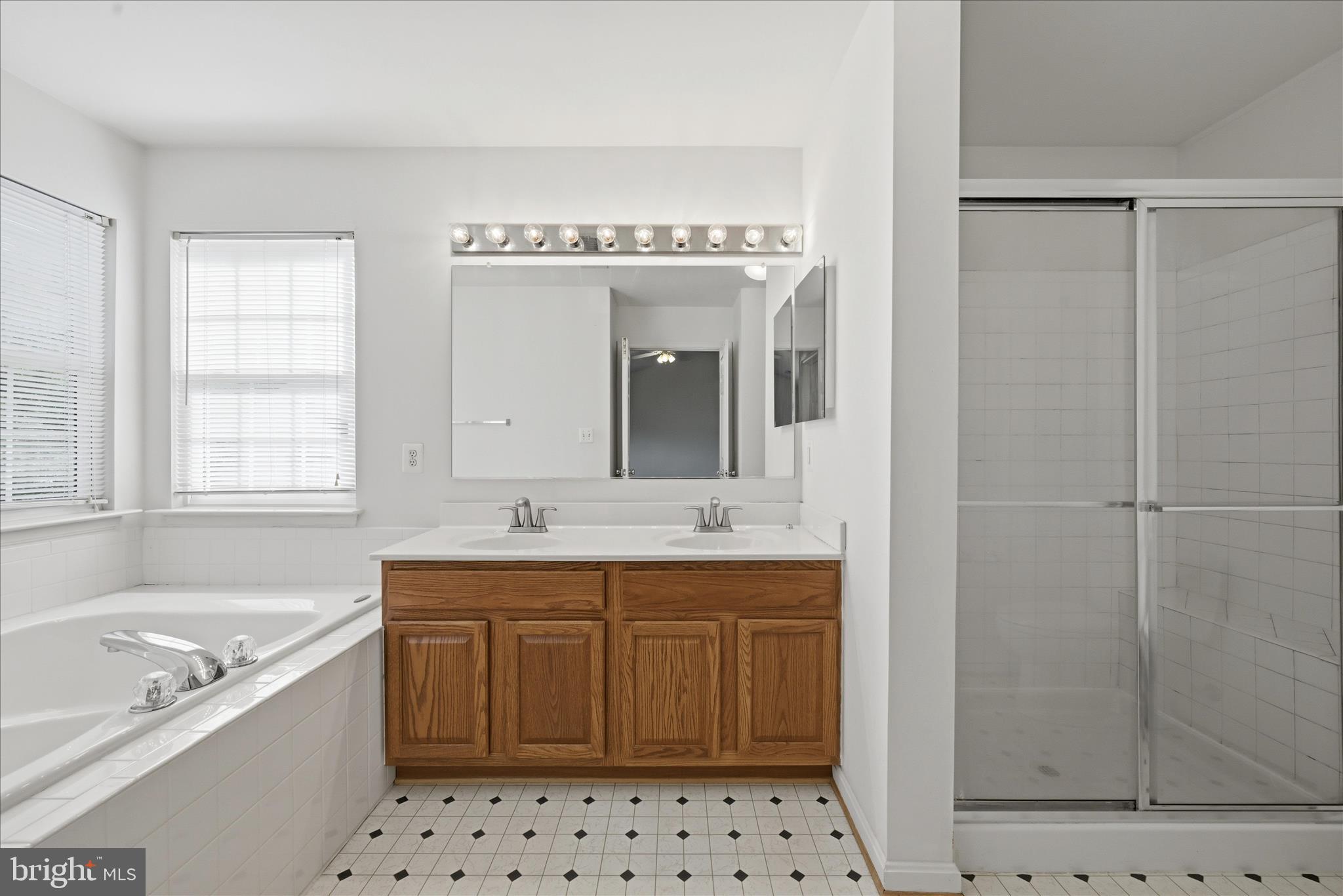 EXETER HILLS - Residential