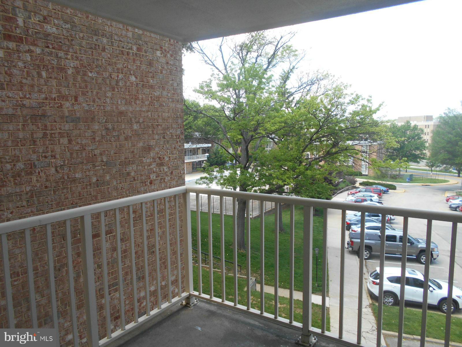 HUNTINGTON CLUB - Residential
