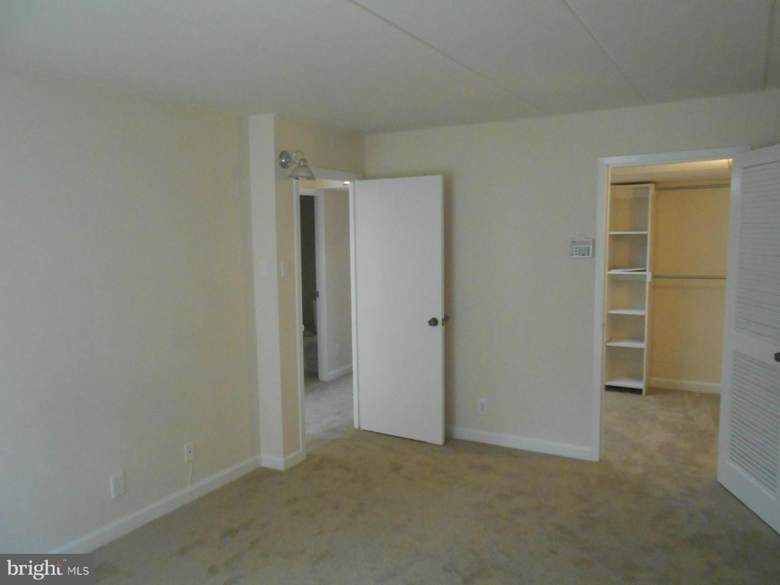 HUNTINGTON CLUB - Residential