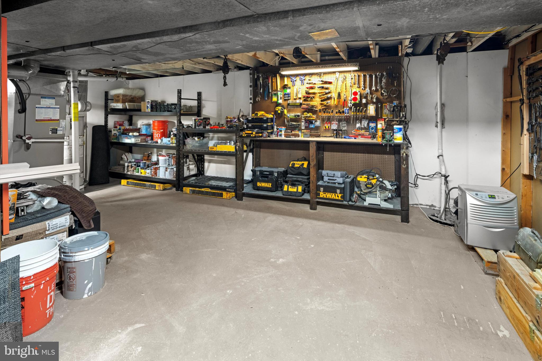 HAVERTOWN - Residential