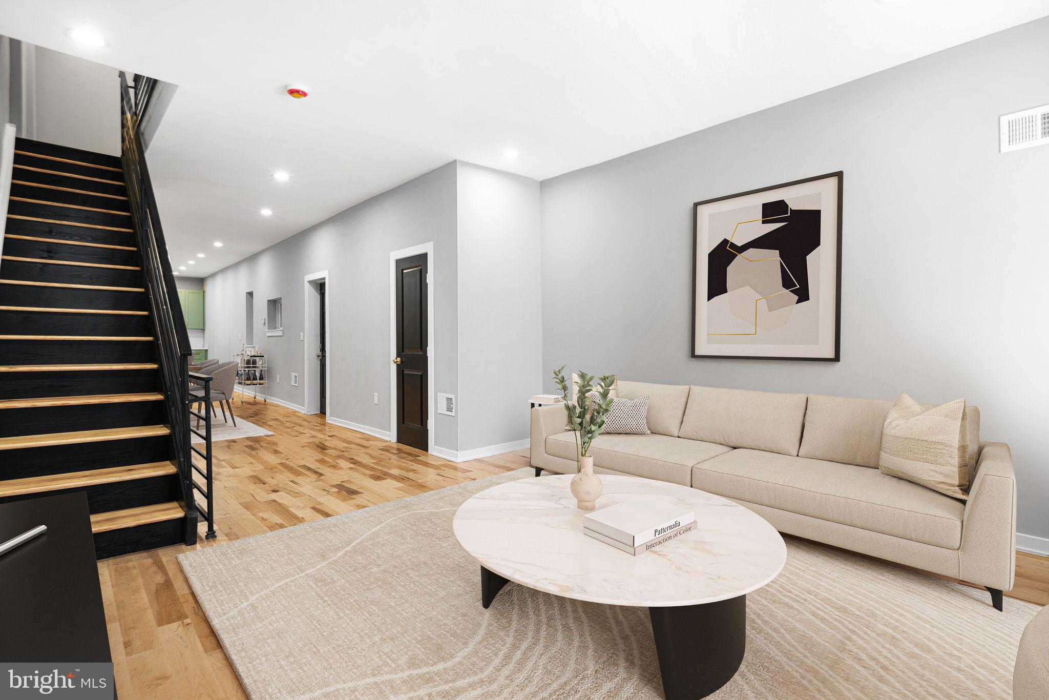 PASSYUNK SQUARE - Residential