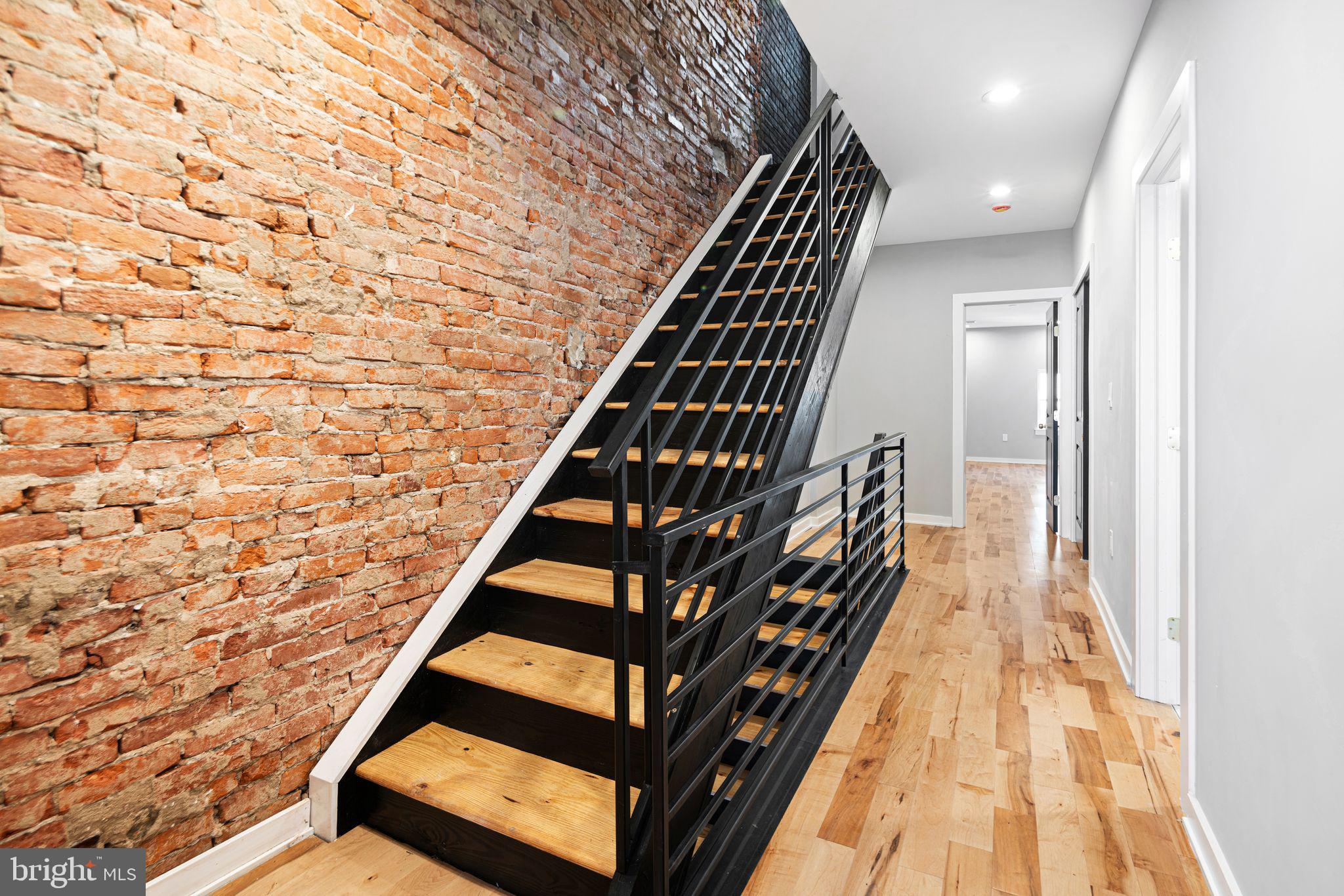 PASSYUNK SQUARE - Residential