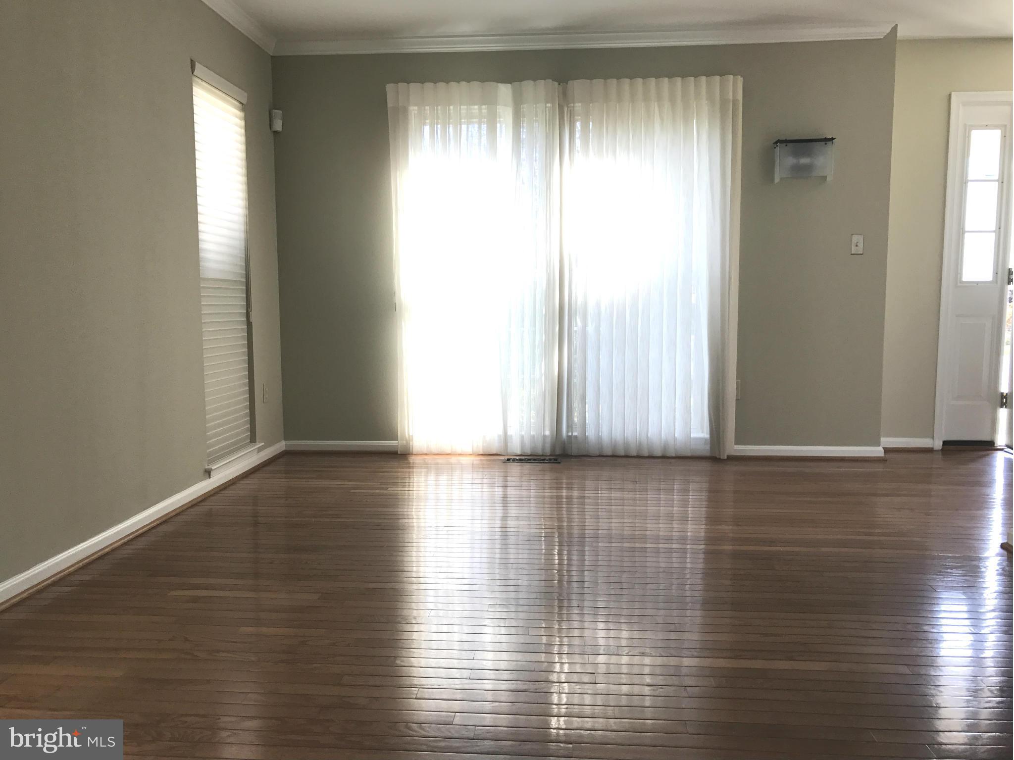 BROOKE MANOR FARMS - Residential Lease