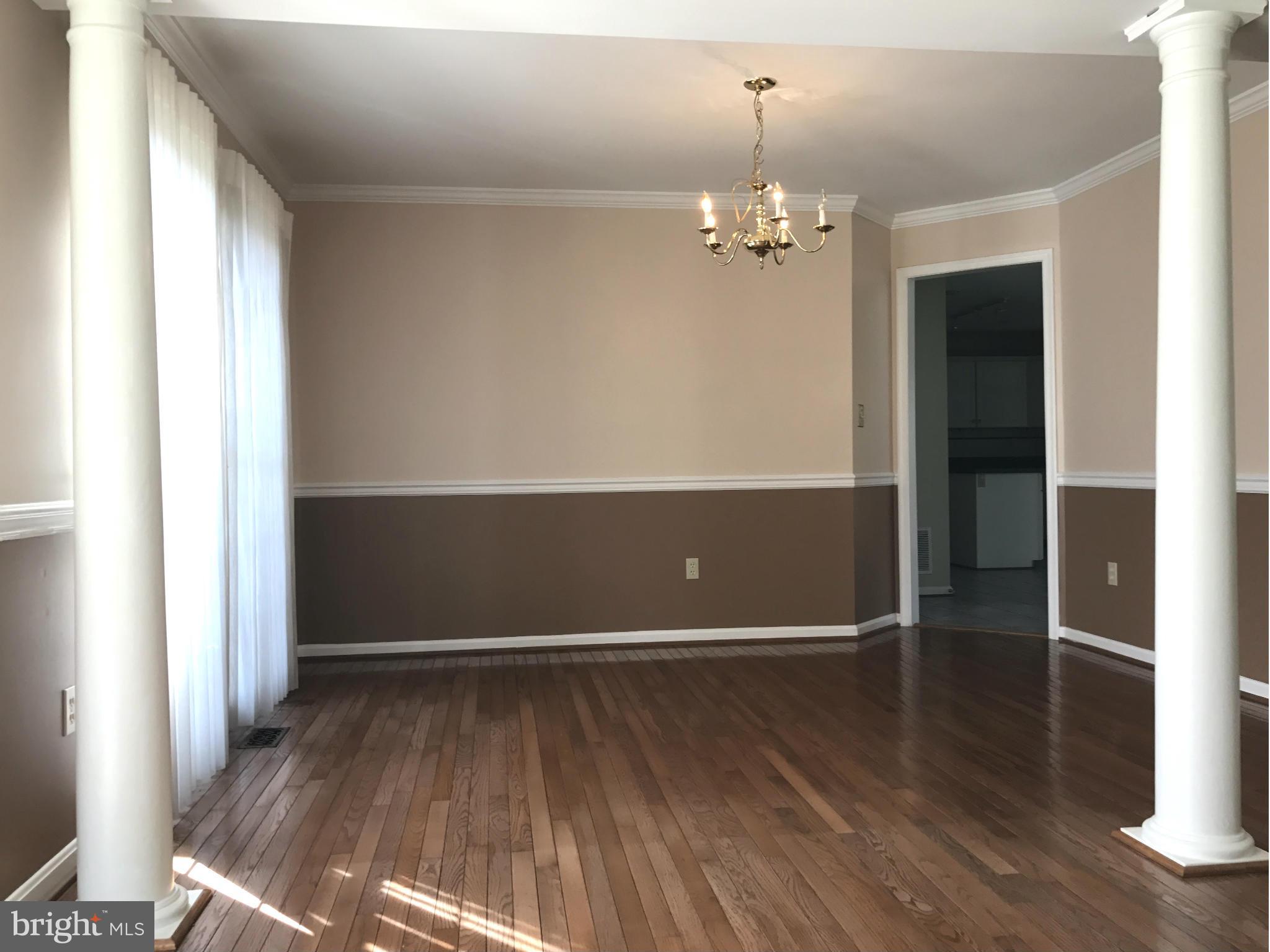 BROOKE MANOR FARMS - Residential Lease