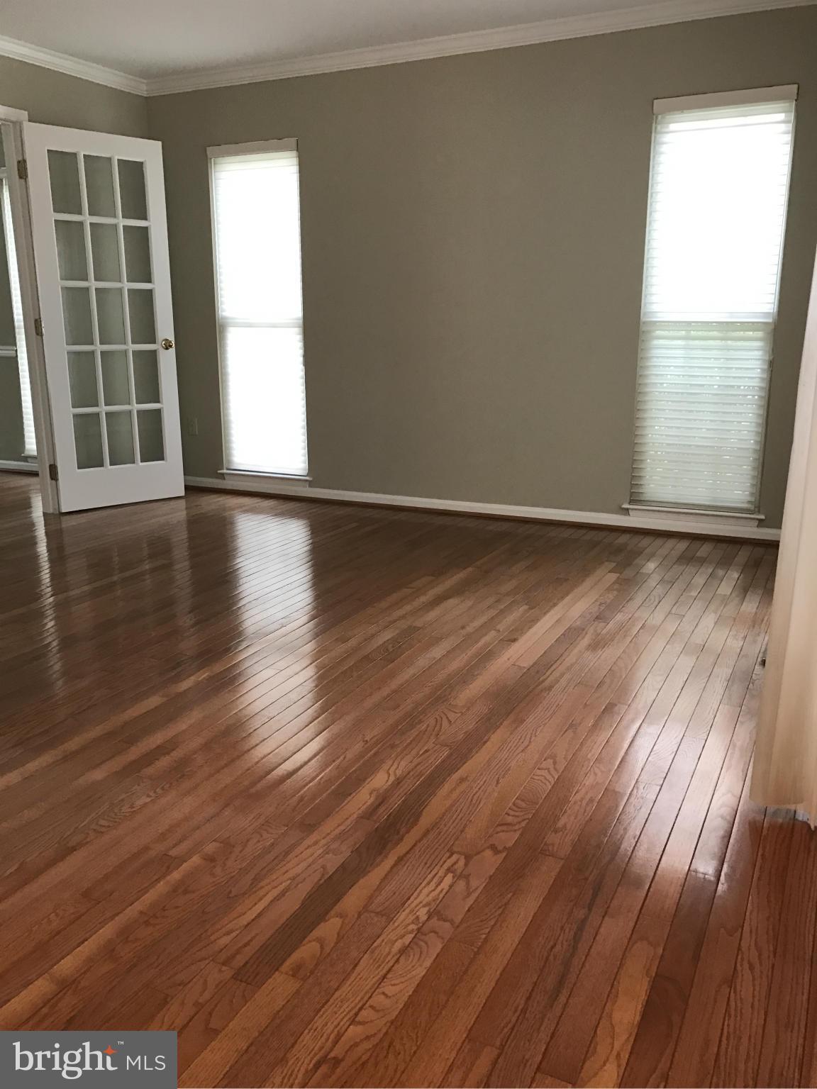 BROOKE MANOR FARMS - Residential Lease