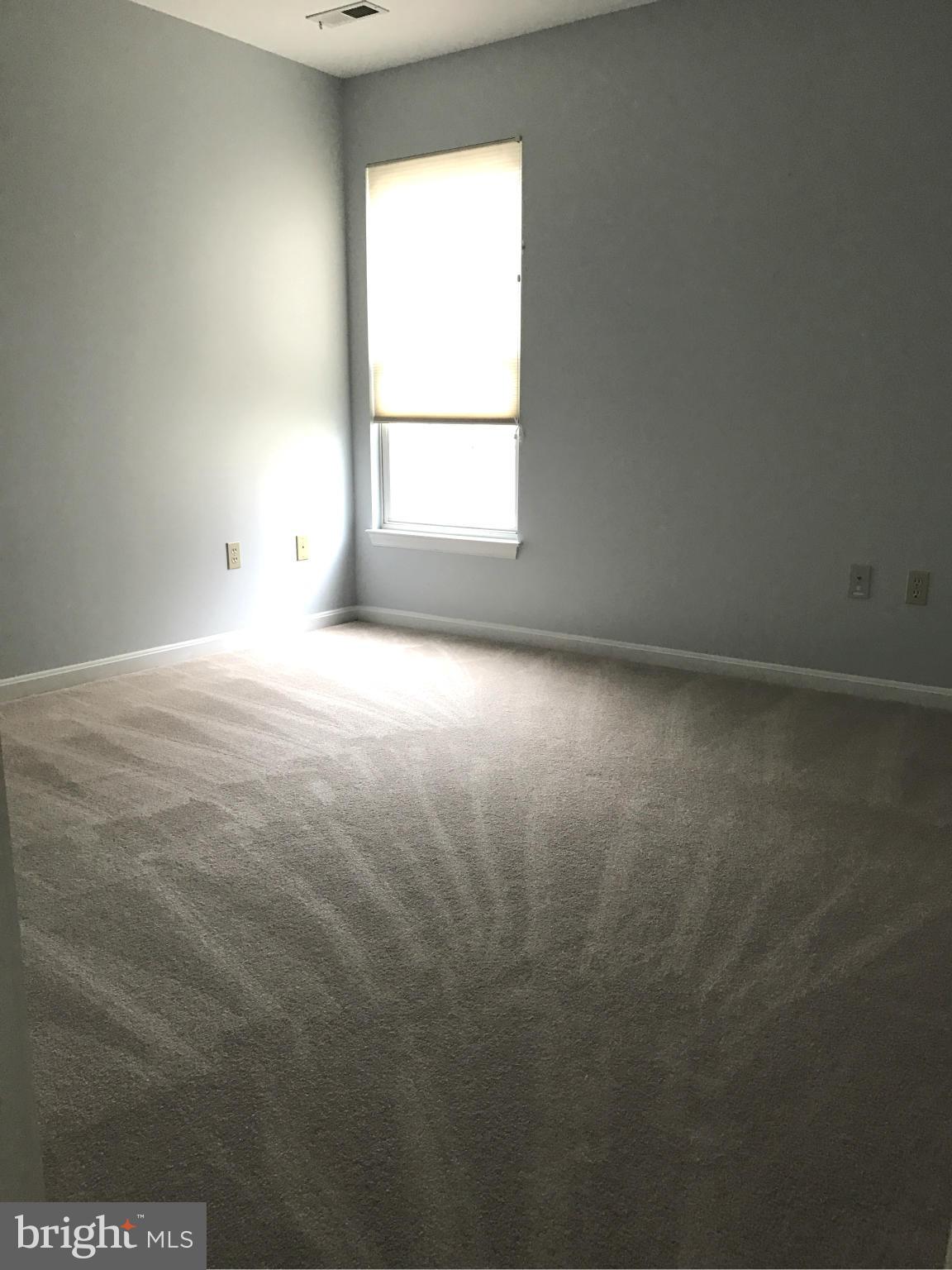 BROOKE MANOR FARMS - Residential Lease