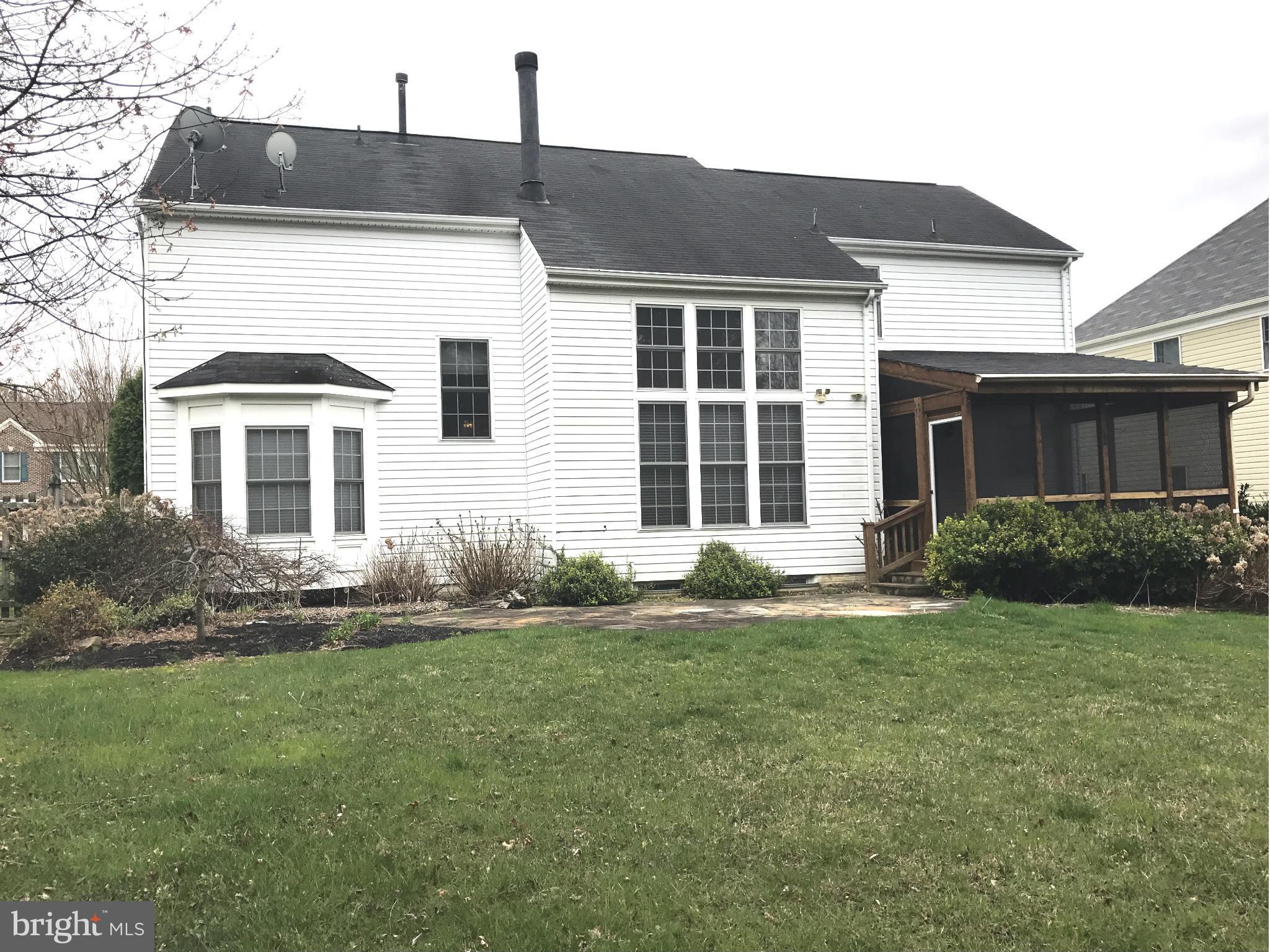 BROOKE MANOR FARMS - Residential Lease