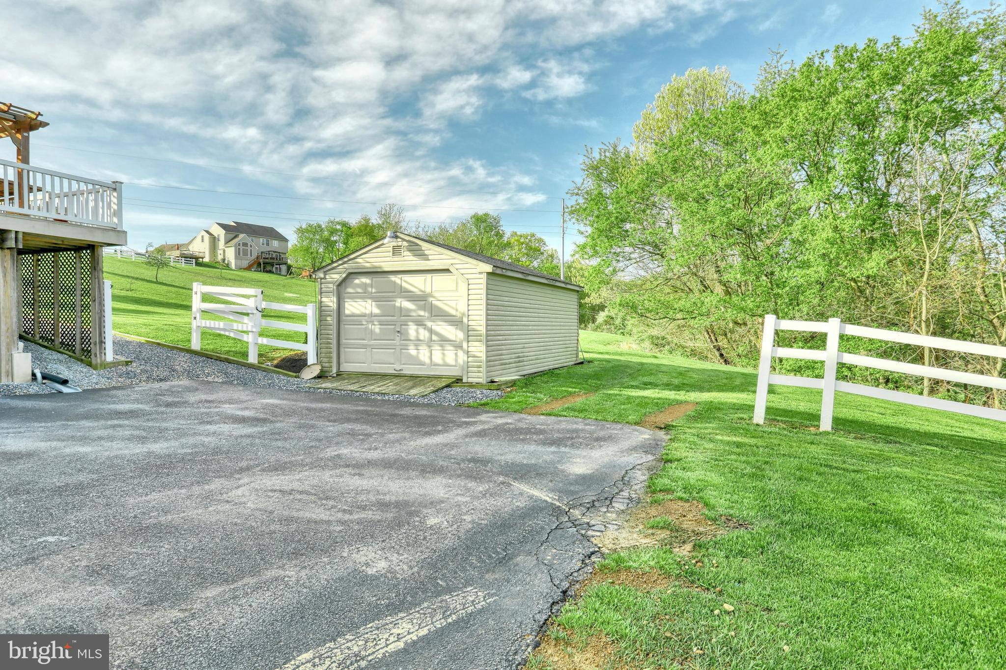 SAGE HILL - Residential