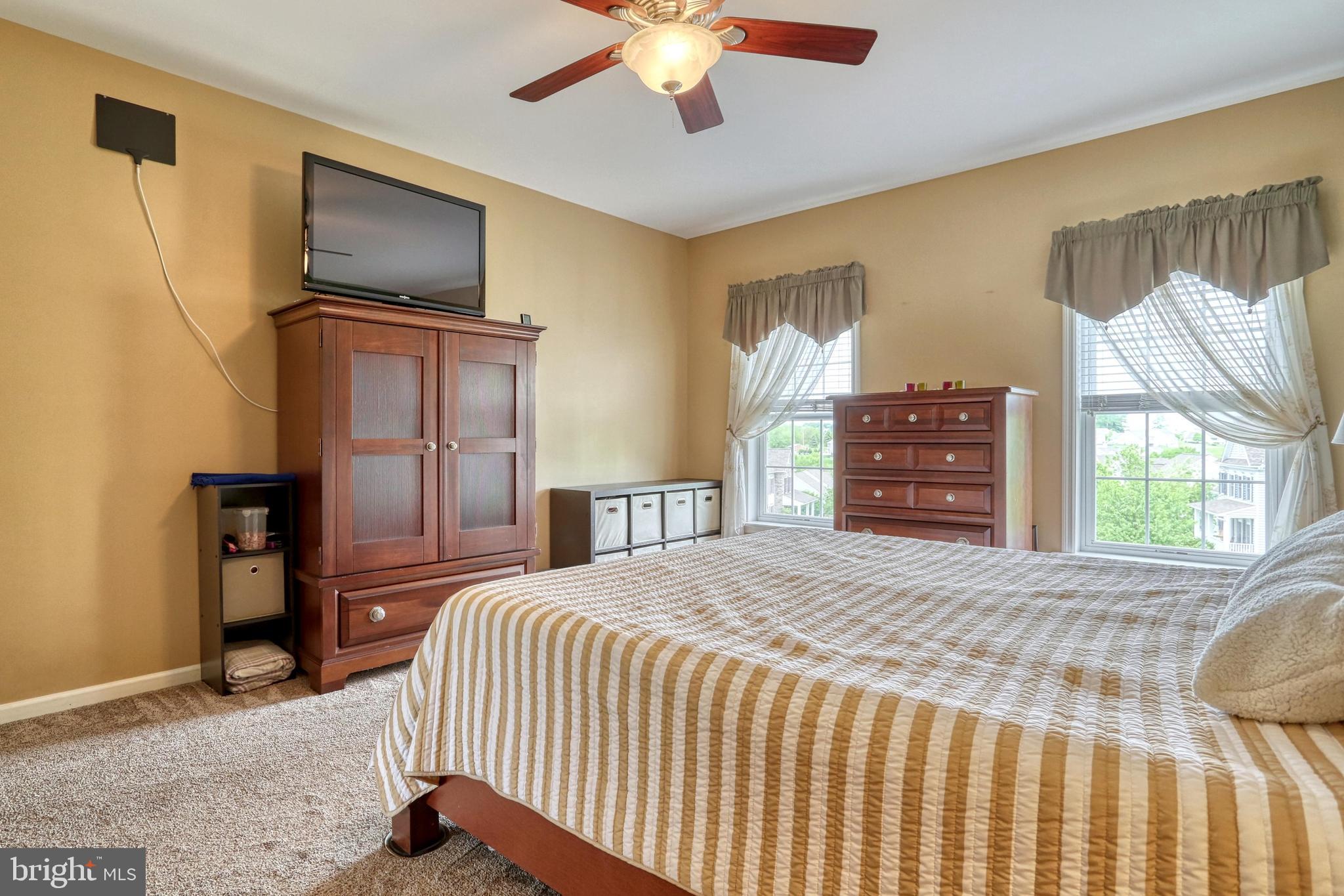 SAGE HILL - Residential