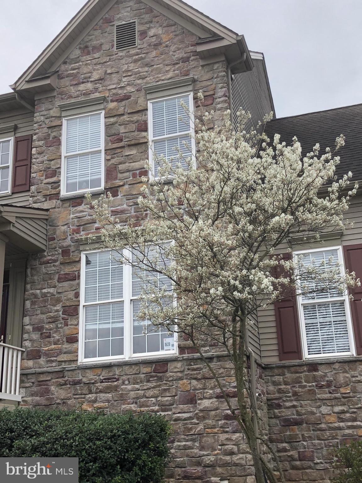 SAGE HILL - Residential