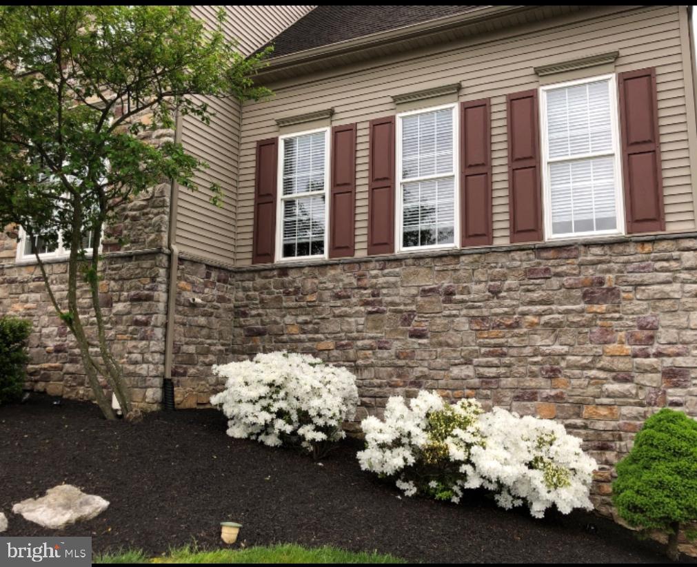 SAGE HILL - Residential