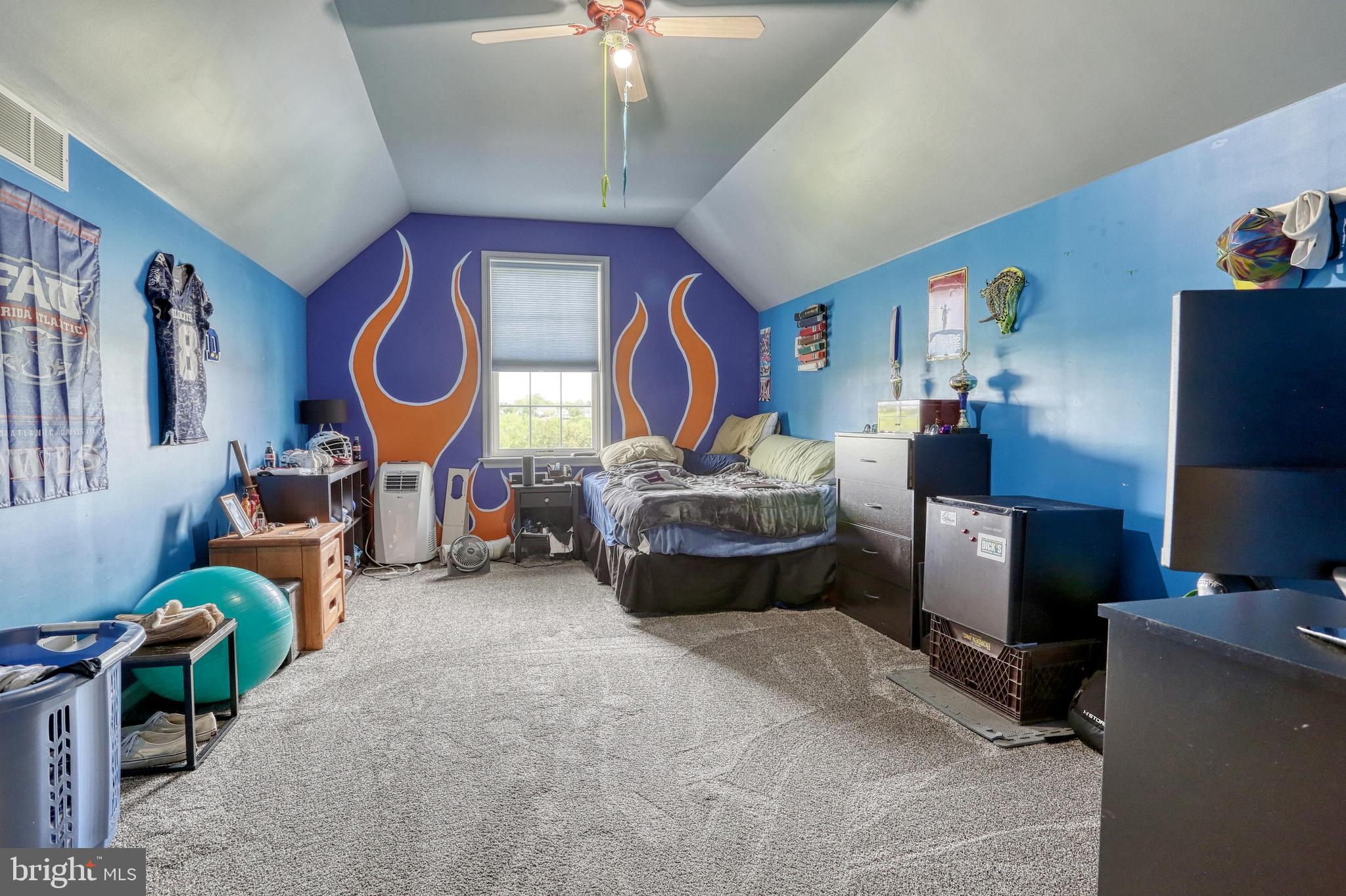 SAGE HILL - Residential