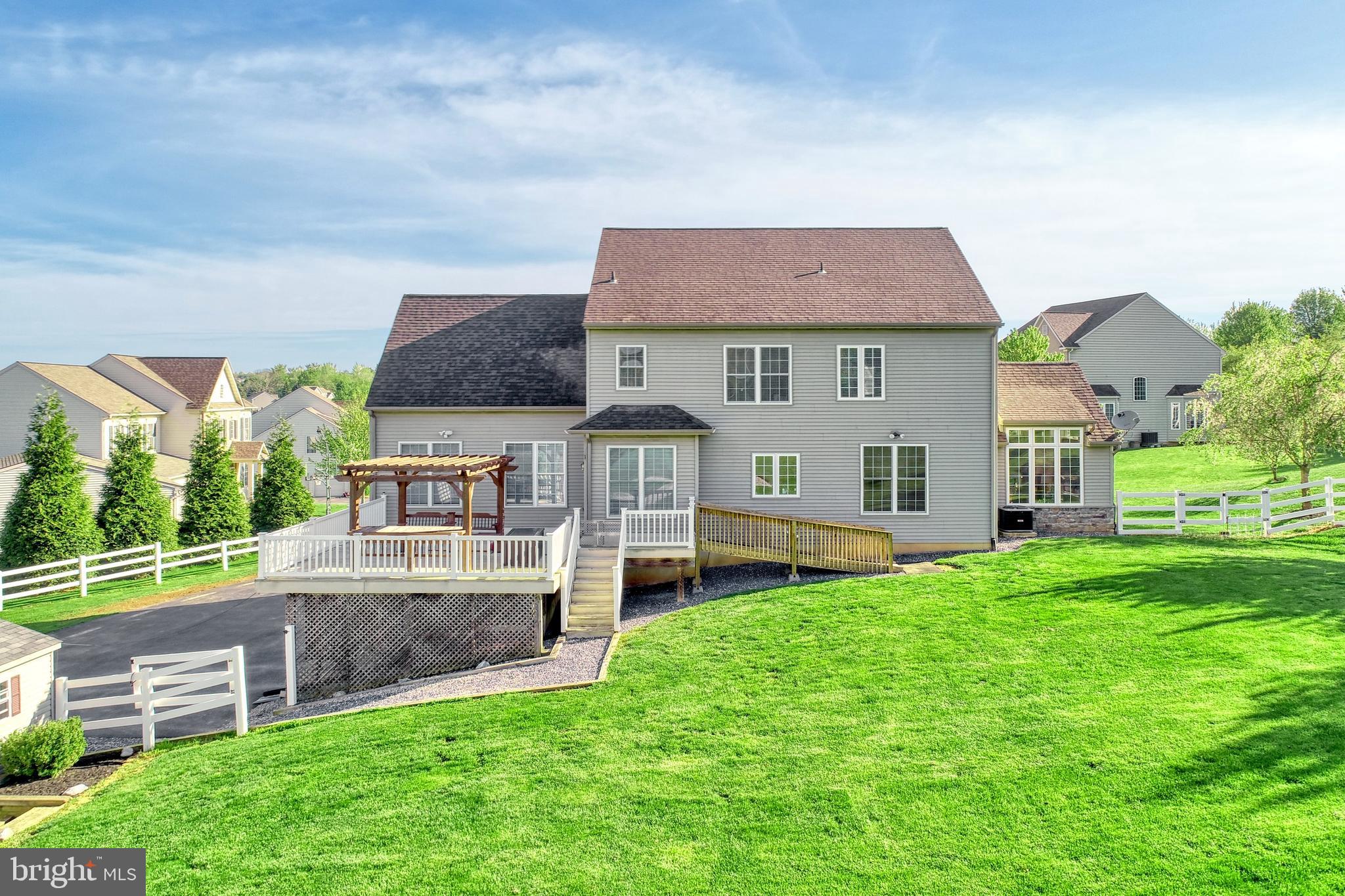 SAGE HILL - Residential