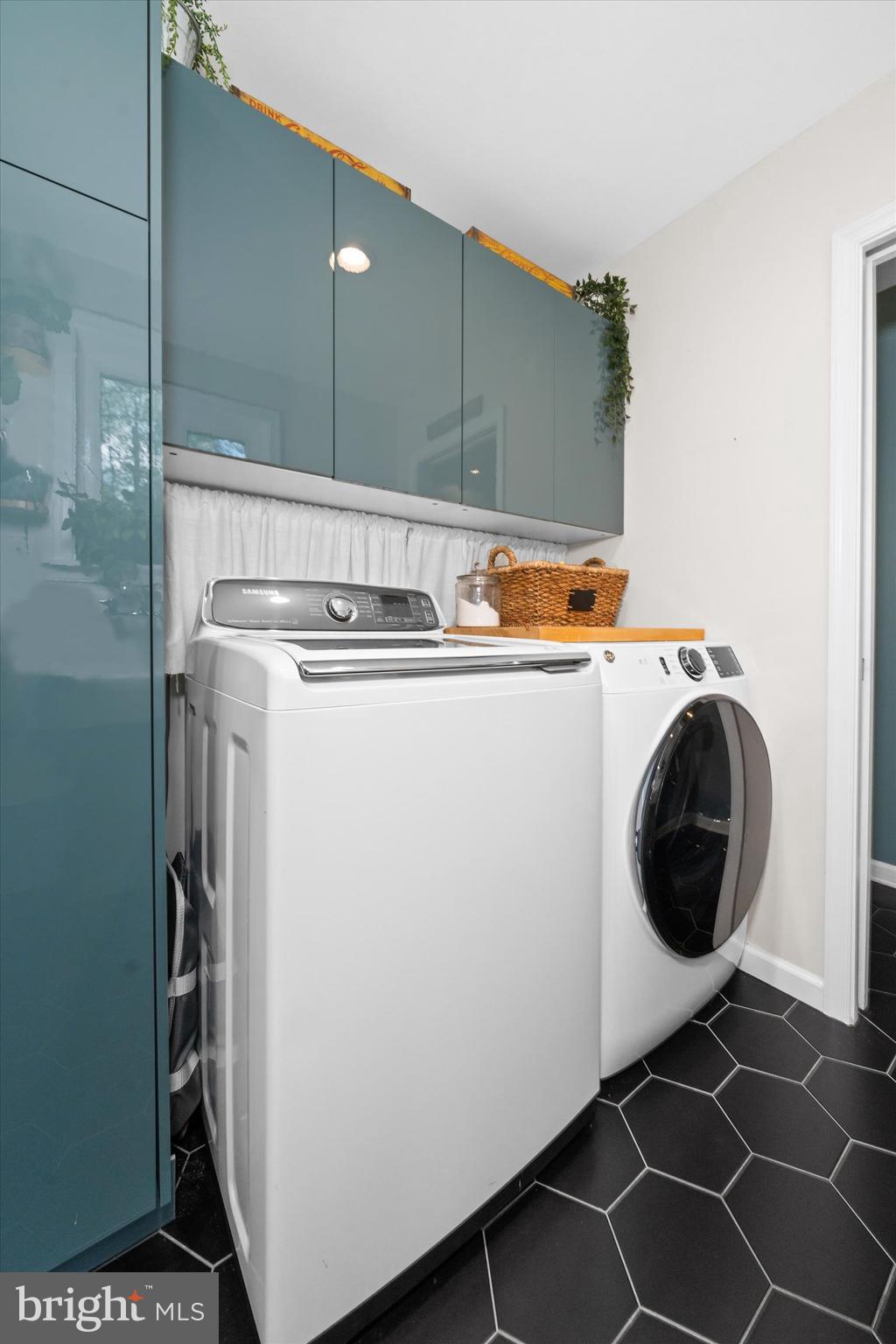 RADLEY RUN - Residential