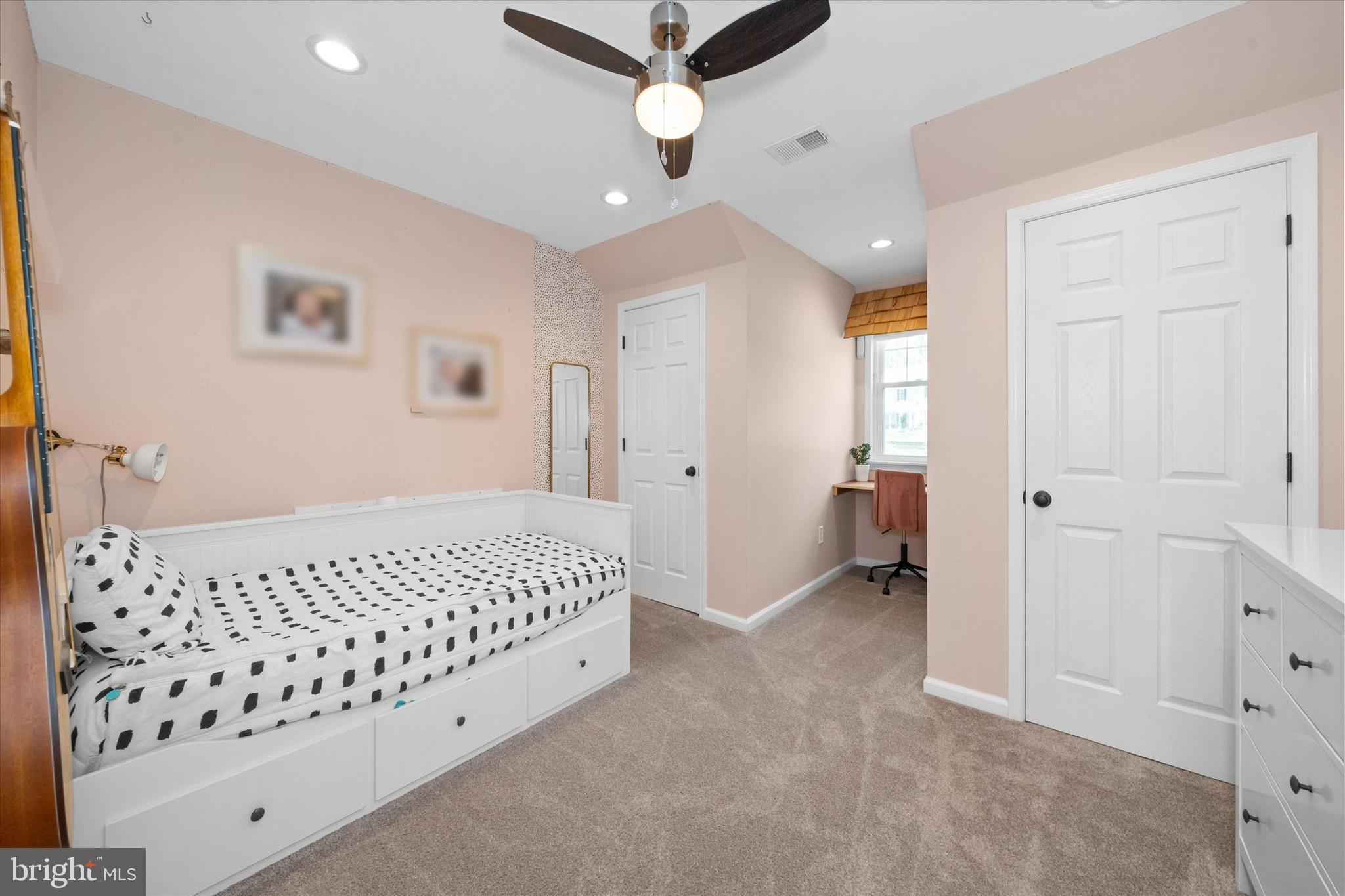 RADLEY RUN - Residential