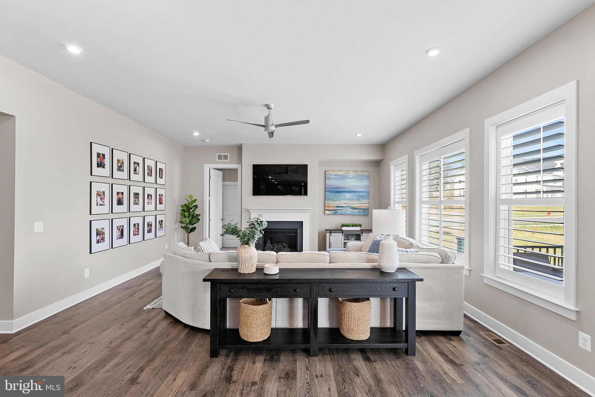 GROVE AT WILLOWSFORD - Residential