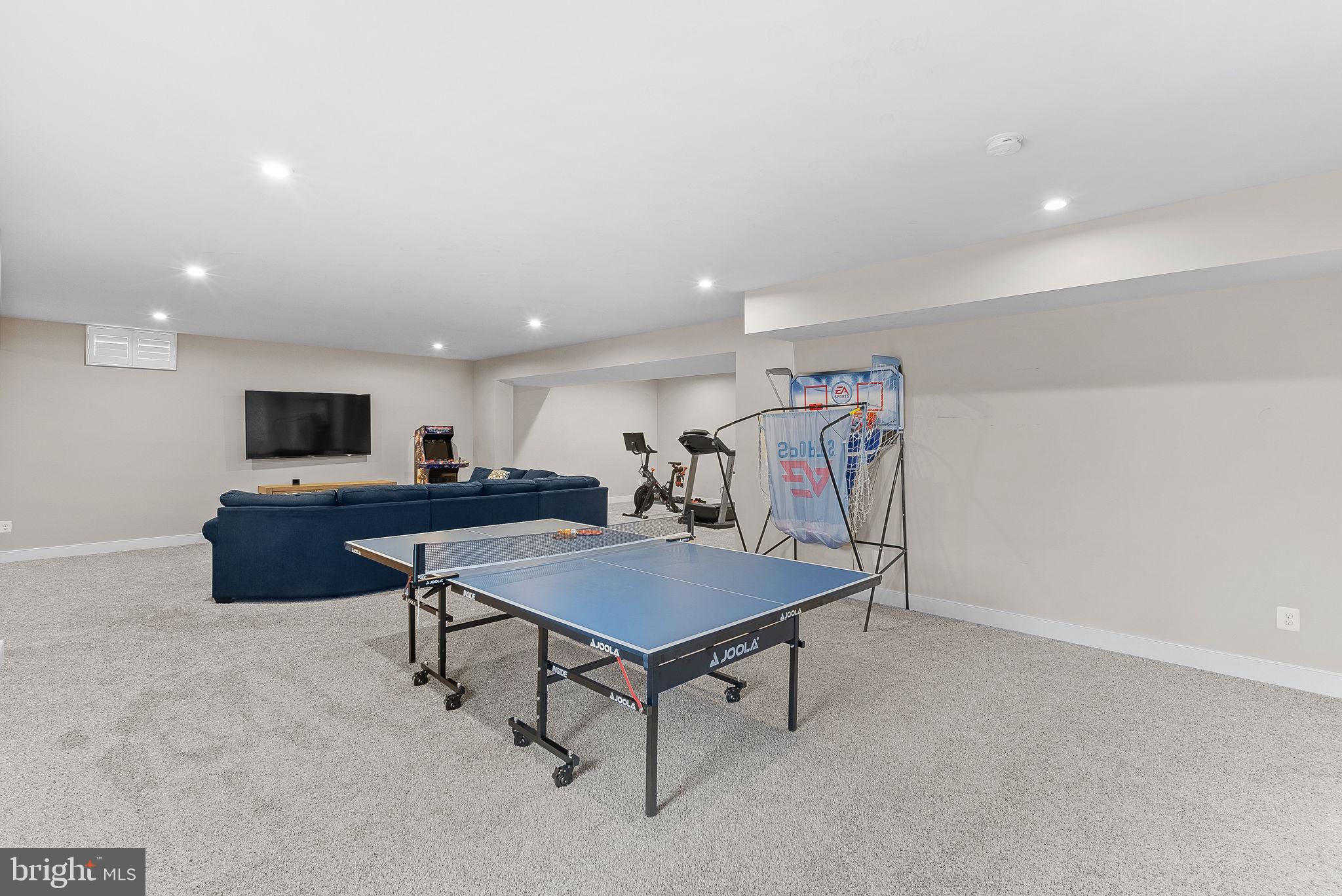 GROVE AT WILLOWSFORD - Residential