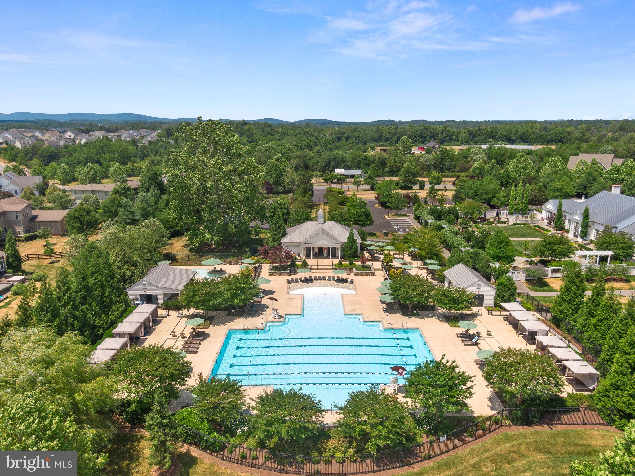 GROVE AT WILLOWSFORD - Residential