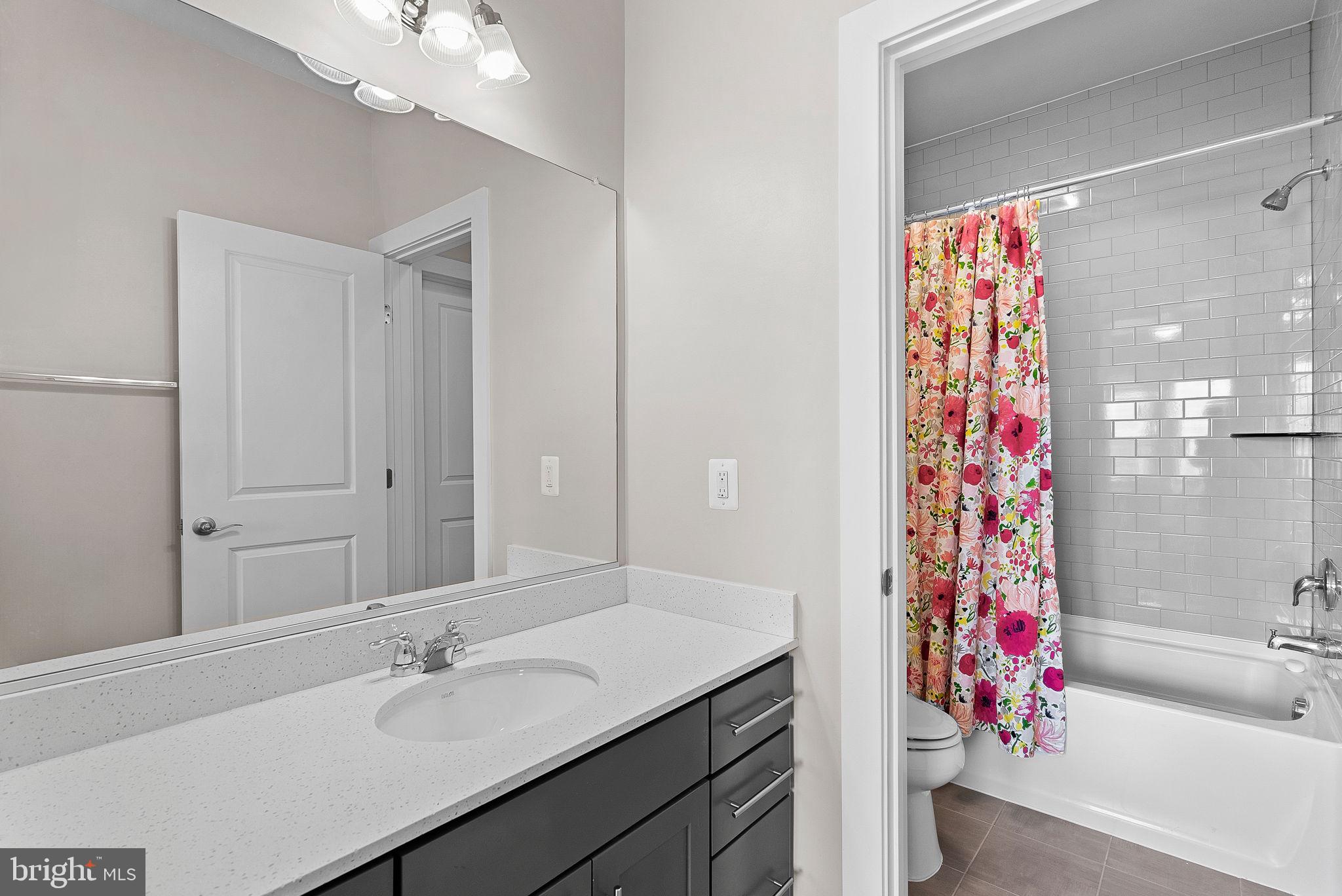 GROVE AT WILLOWSFORD - Residential