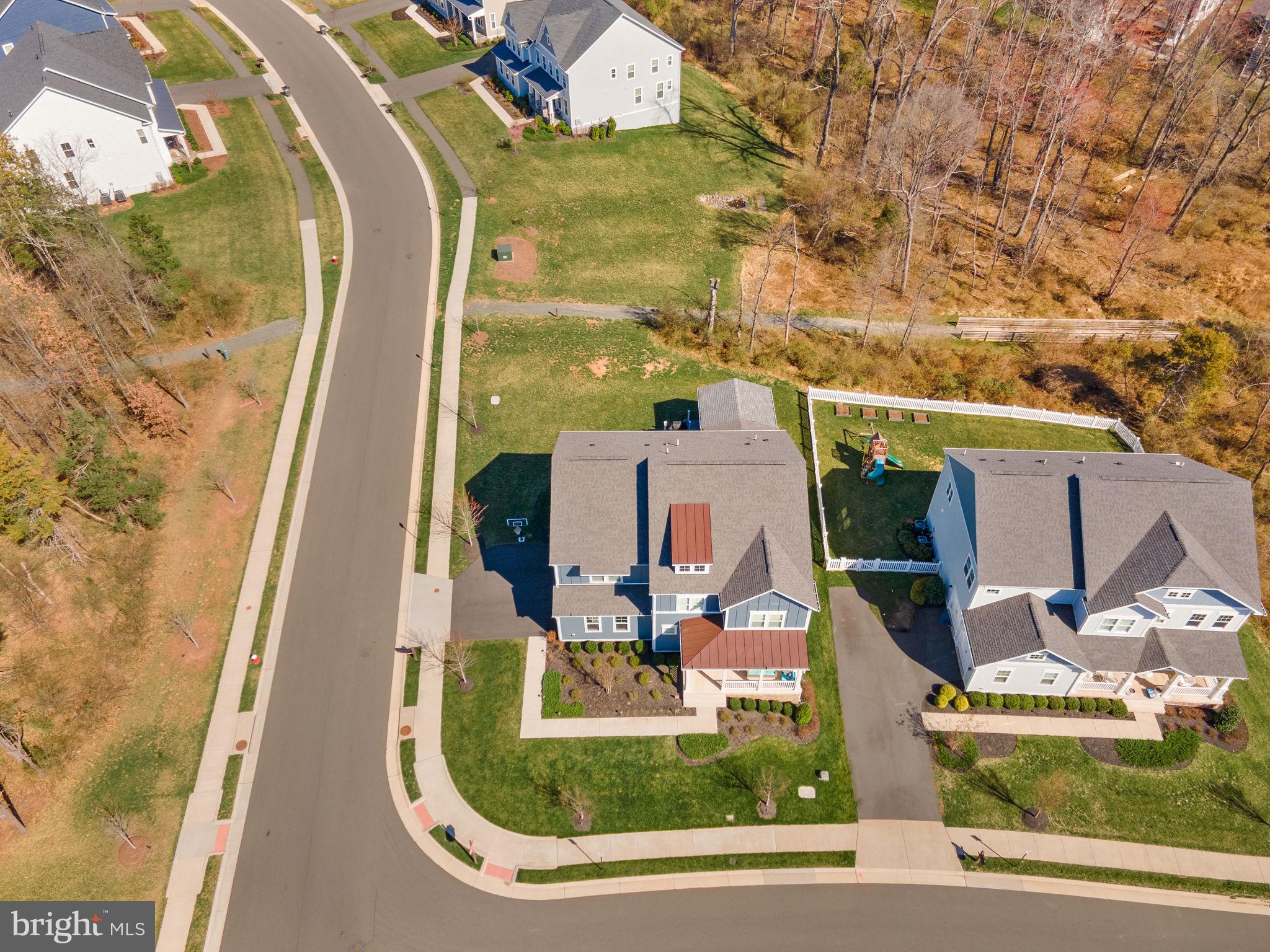 GROVE AT WILLOWSFORD - Residential