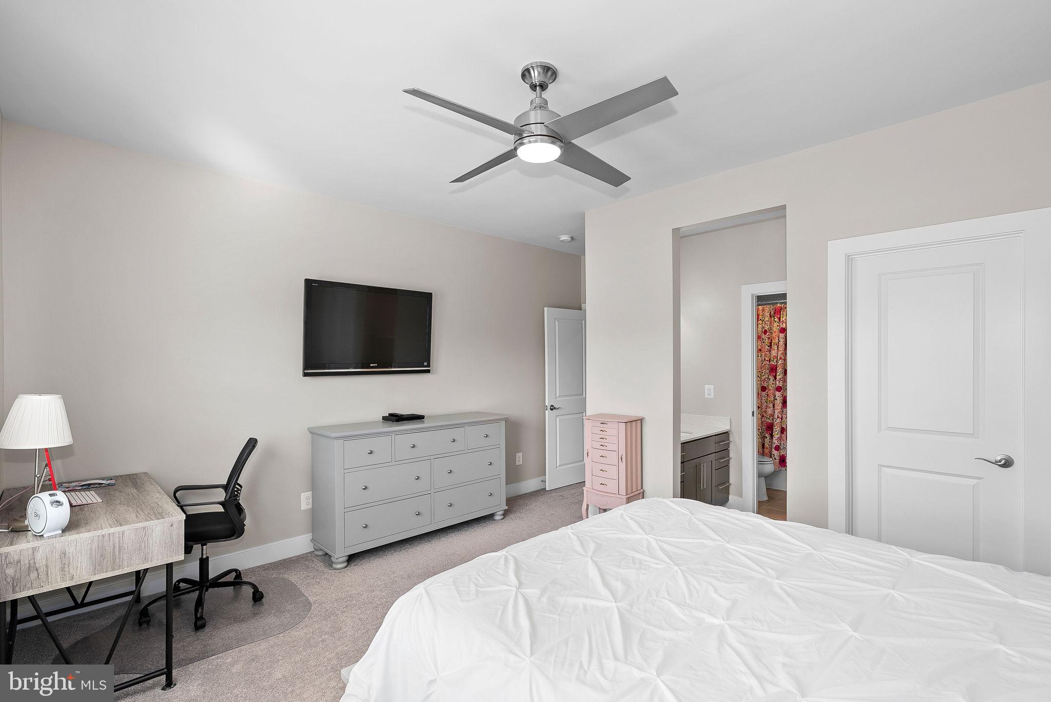 GROVE AT WILLOWSFORD - Residential