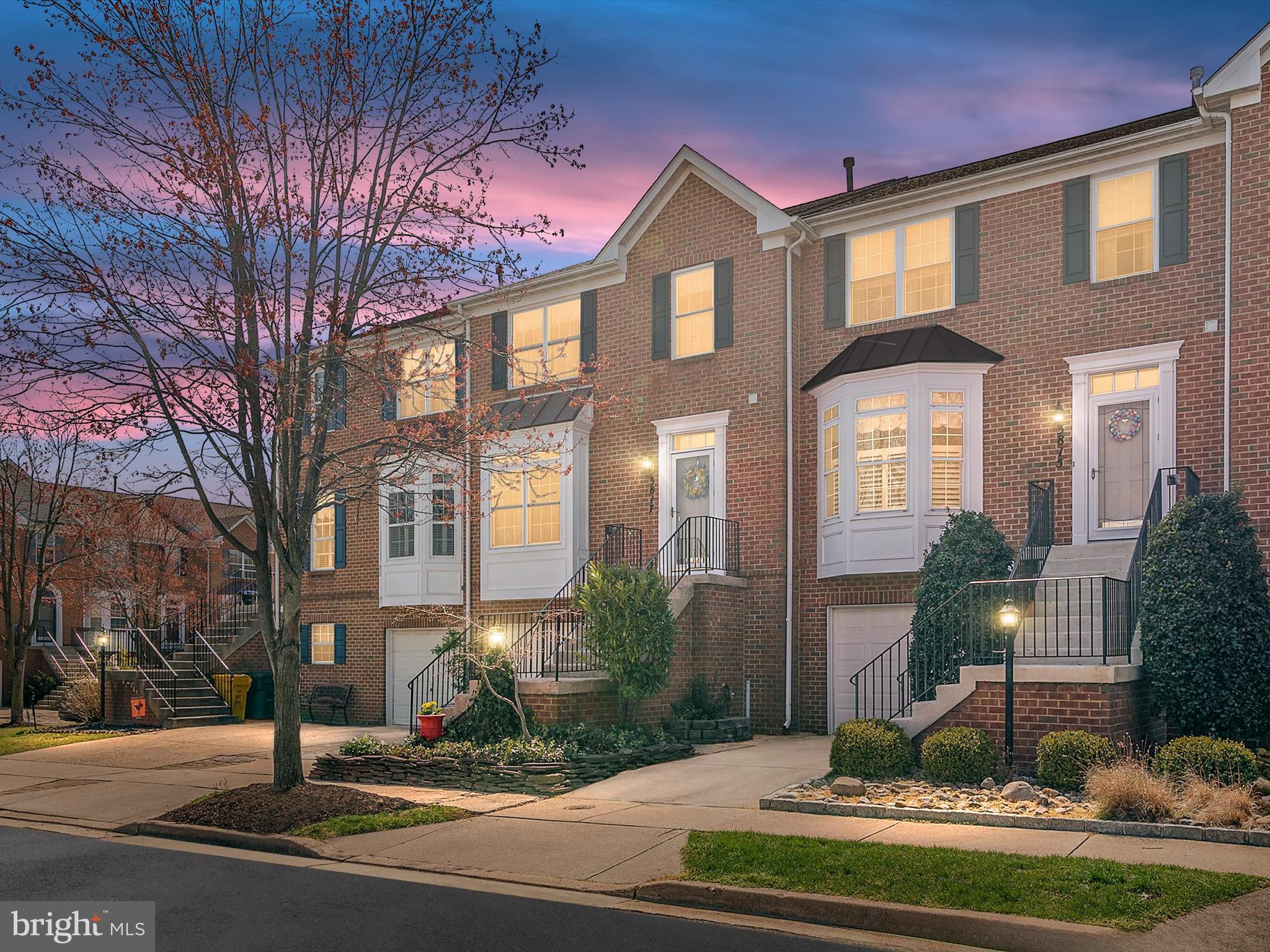 SOUTH RIVER COLONY - Residential