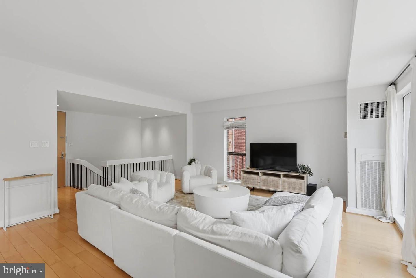 3251 PROSPECT STREET NW 302