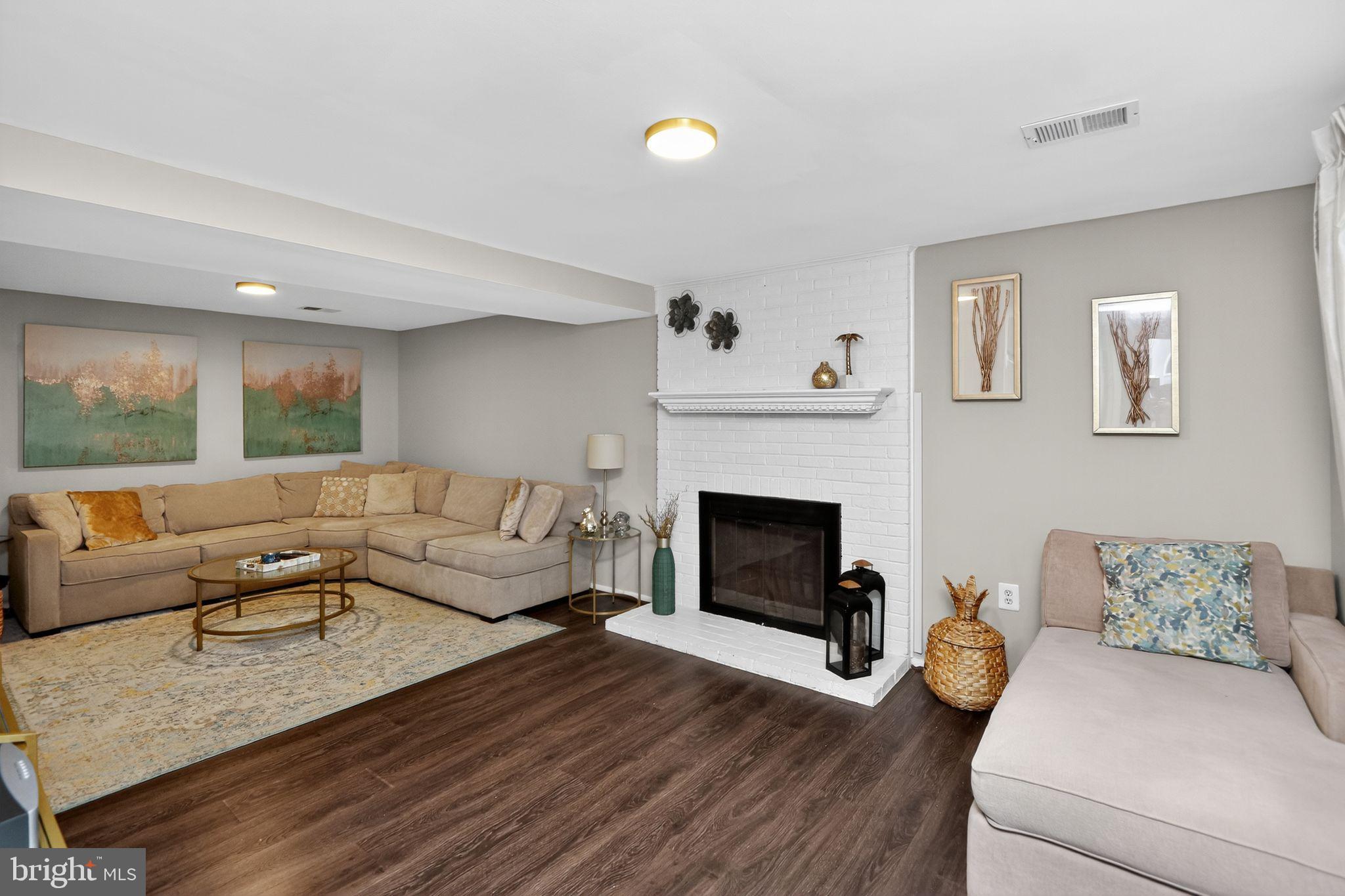 DALE CITY - Residential