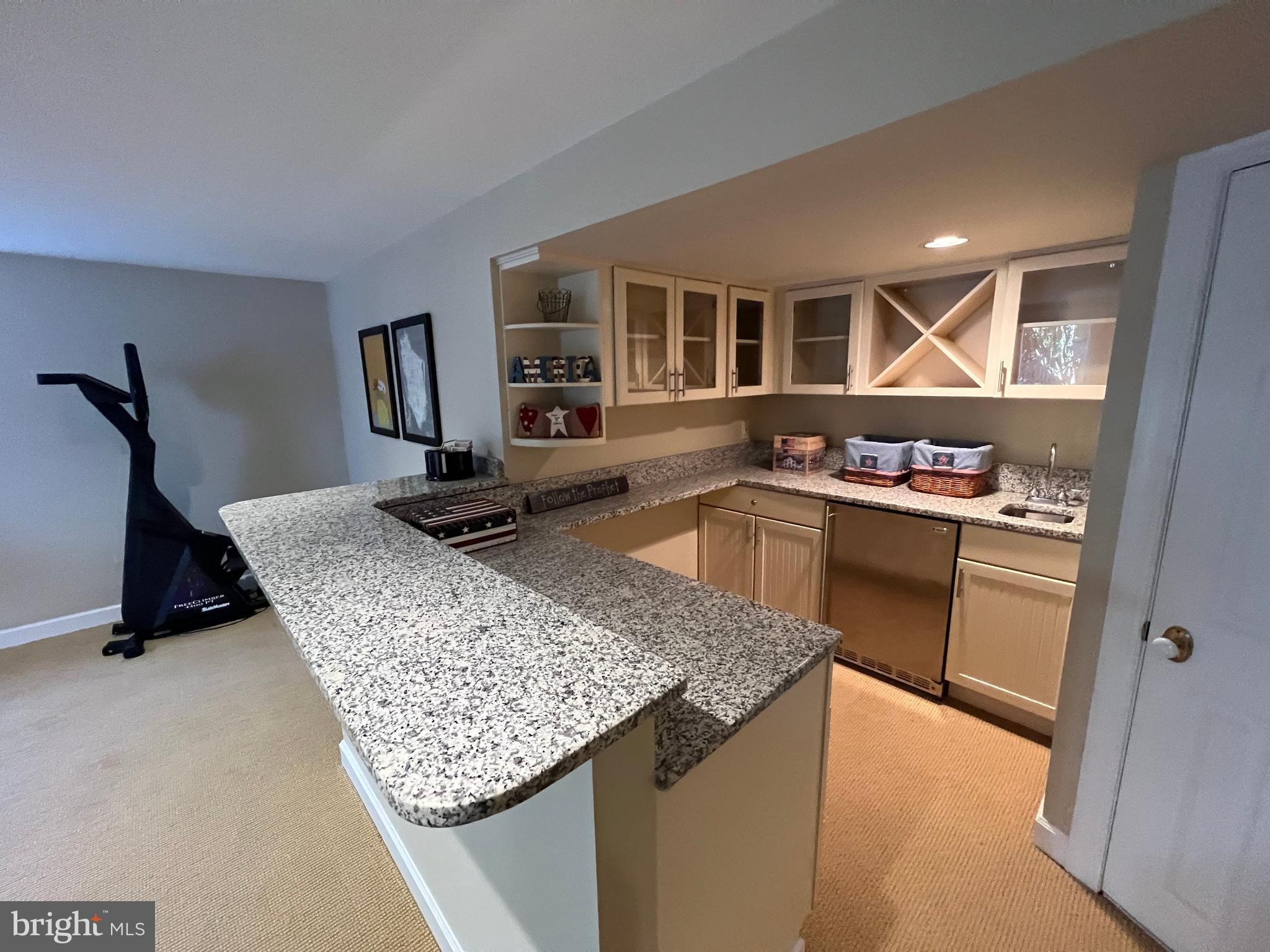 BEVERLY MANOR - Residential