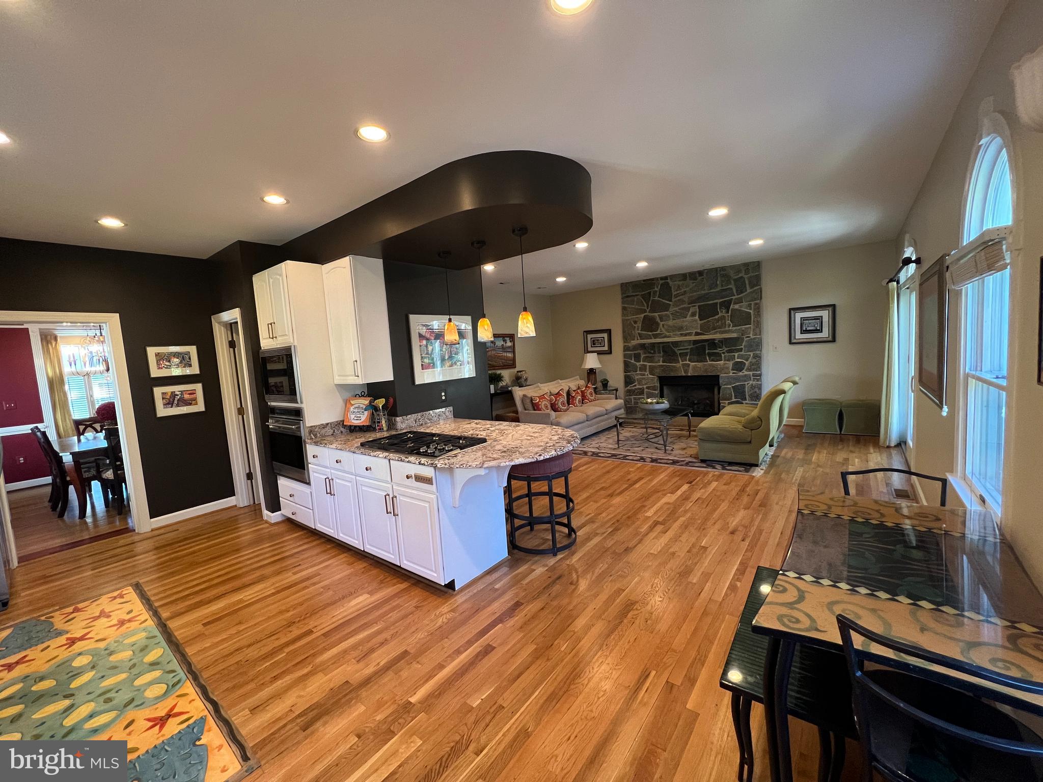 BEVERLY MANOR - Residential